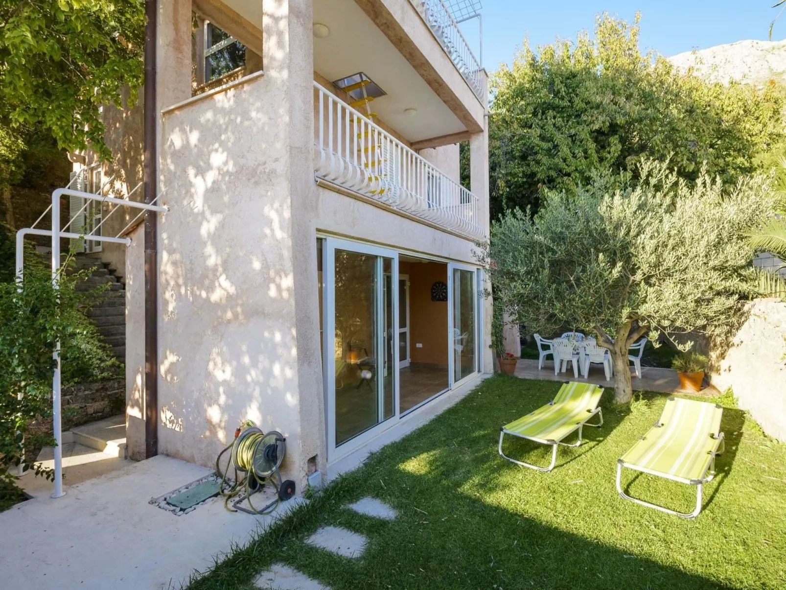 Wohnung "Celtis" mit Blick auf das Wasser-Buiten