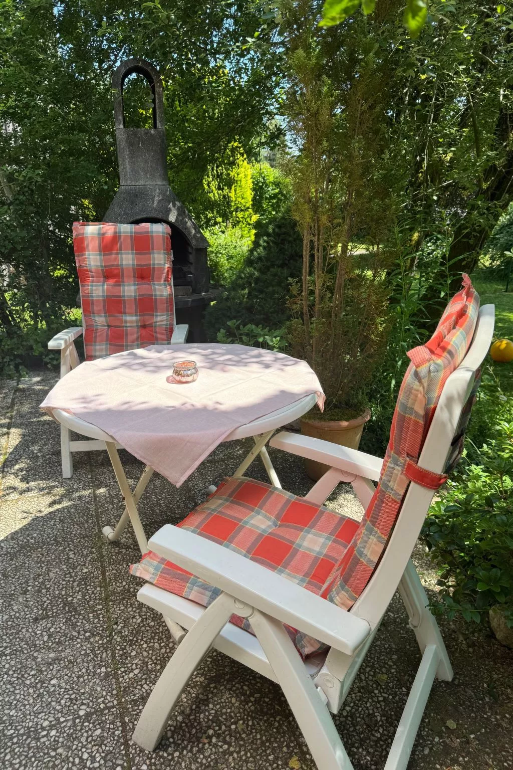 Eifelhäuschen Wald-Buiten