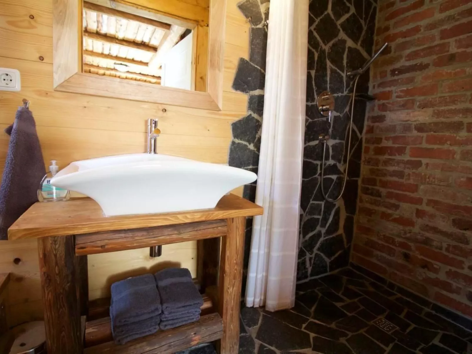 FH Anno Dazumal wie zu Oma's Zeiten-Binnen