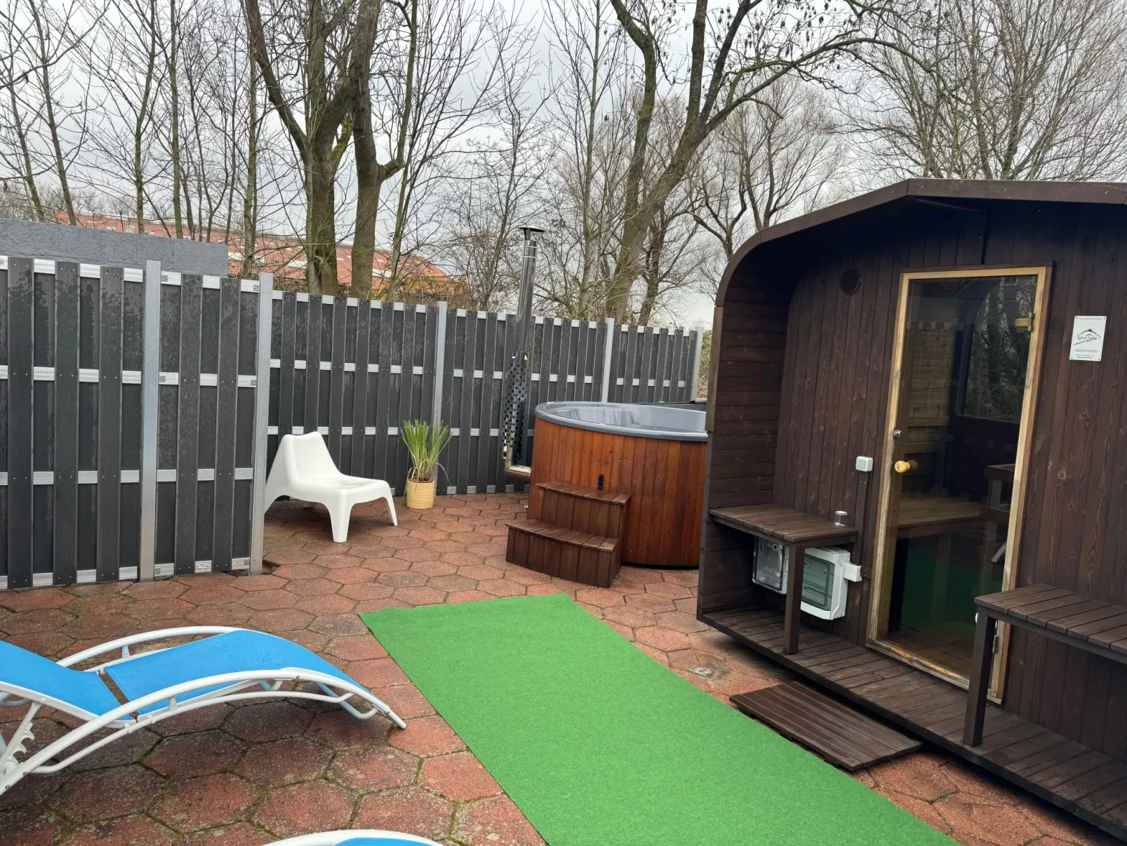 Wohnung in Norderende mit Großem Garten-Buiten