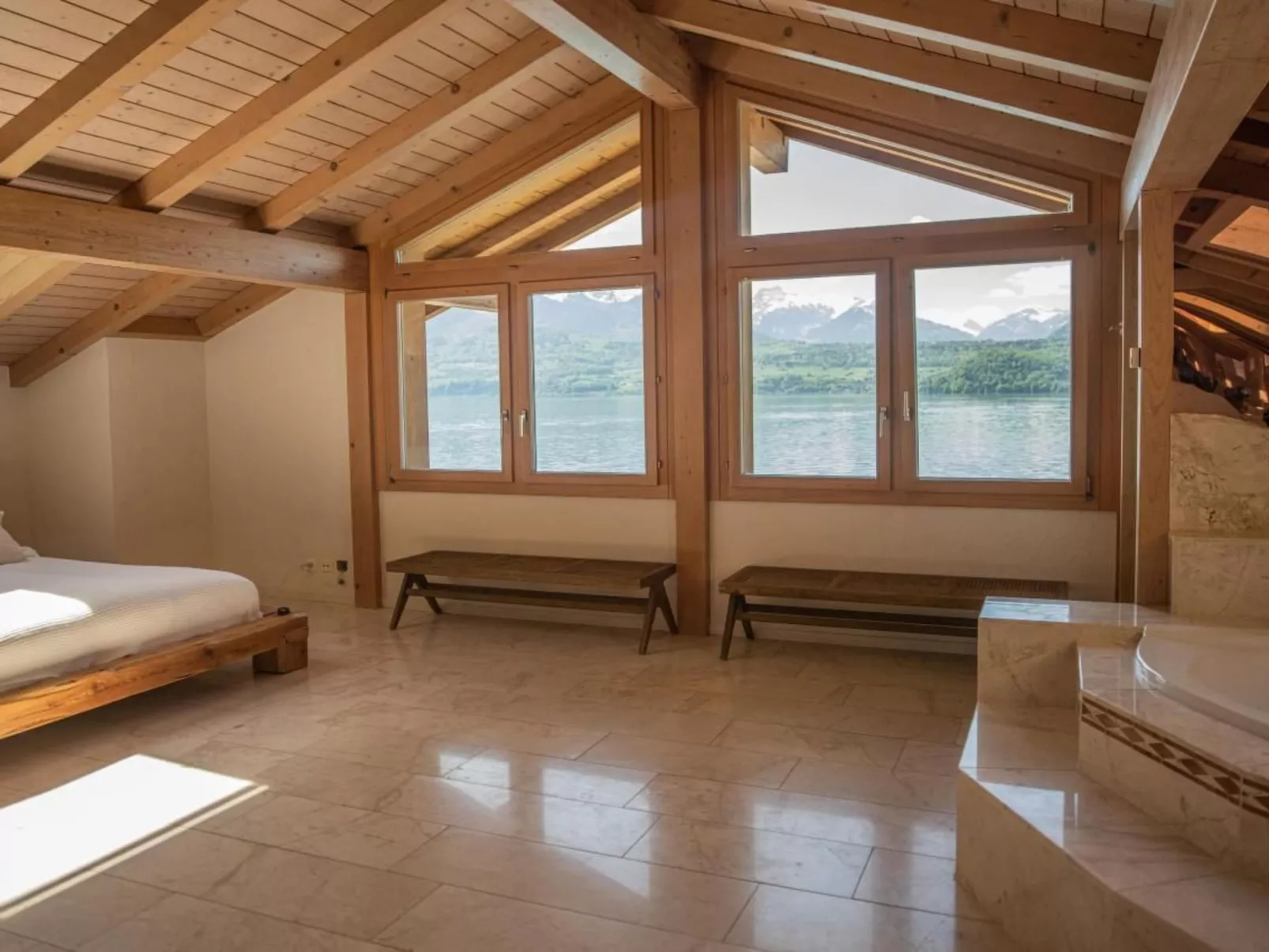 Chalet am See mit Panorama Aussicht-Image-tags.info