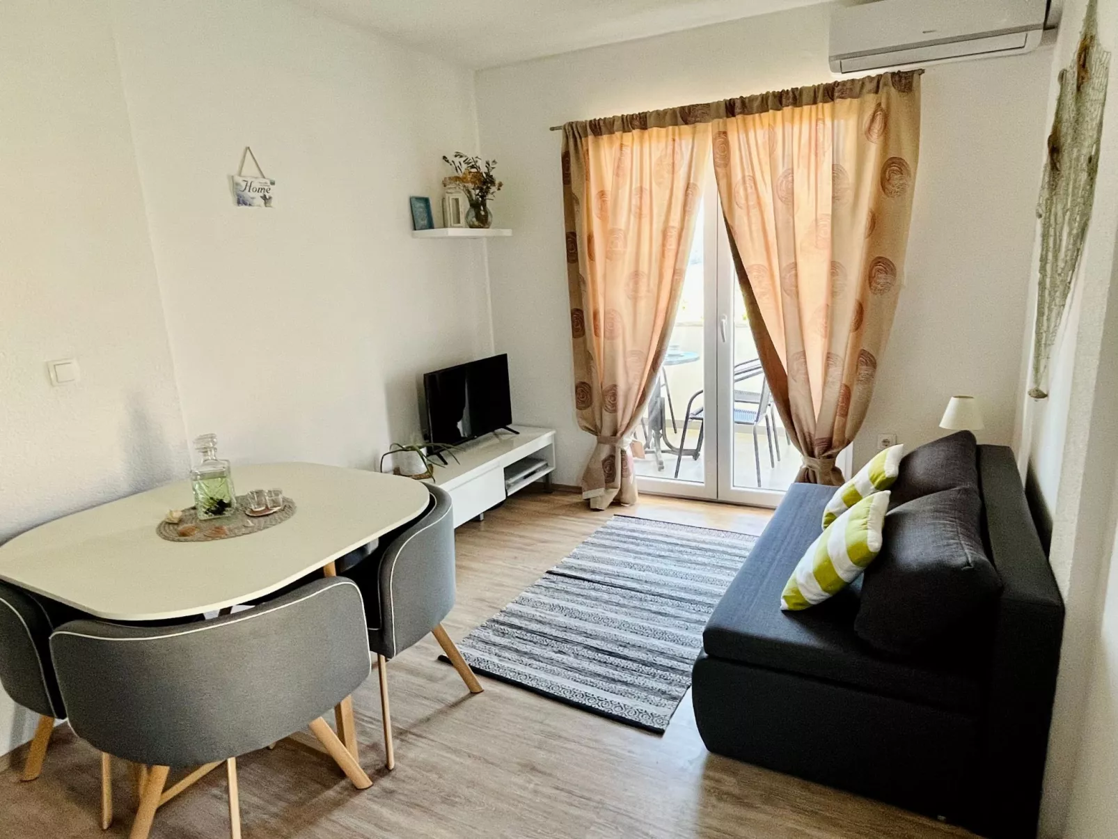 Neugebaute Wohnung im Erdgeschoss-Binnen