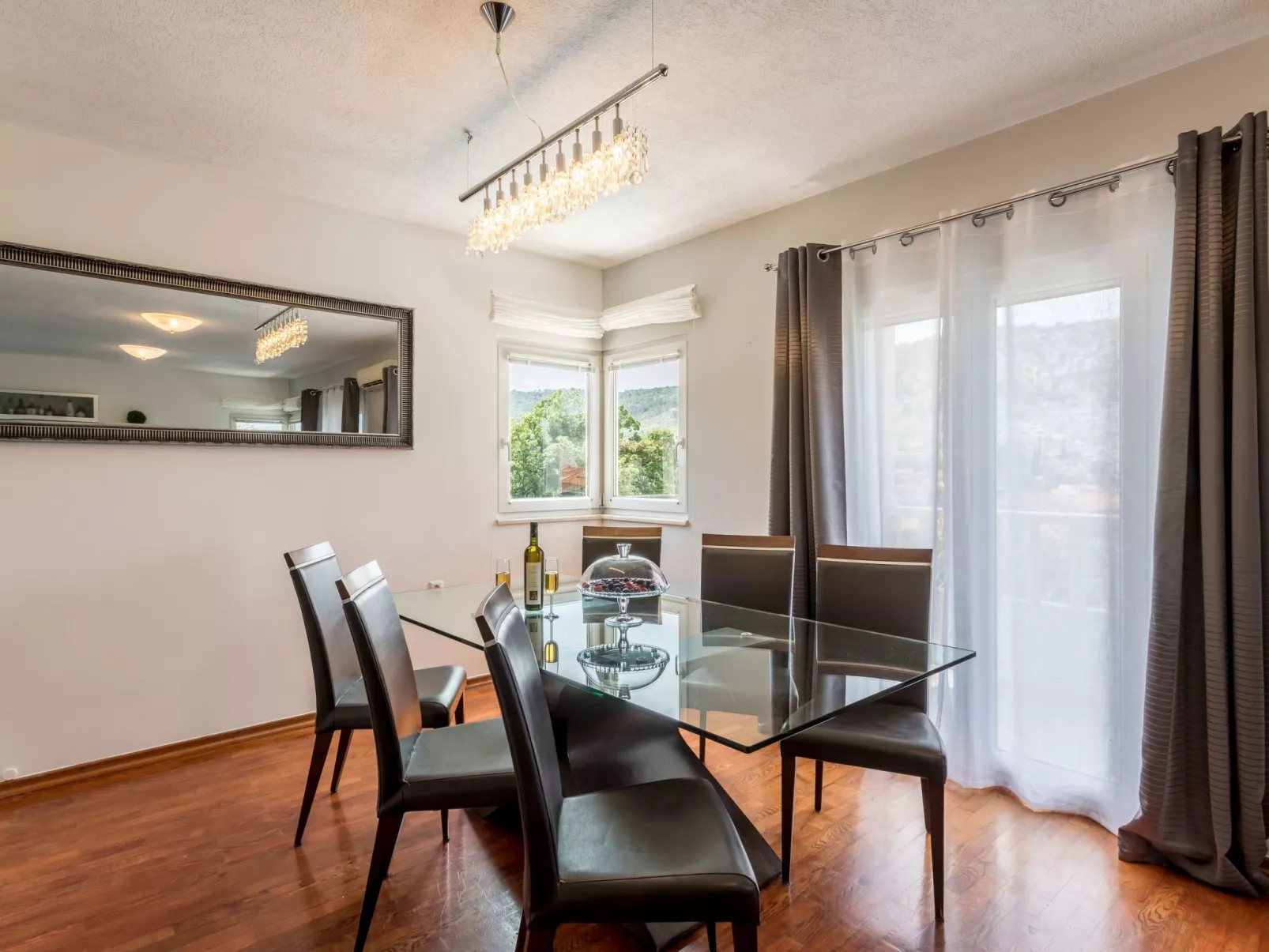 Ferienvilla "Paradies auf Erden"-Image-tags.info