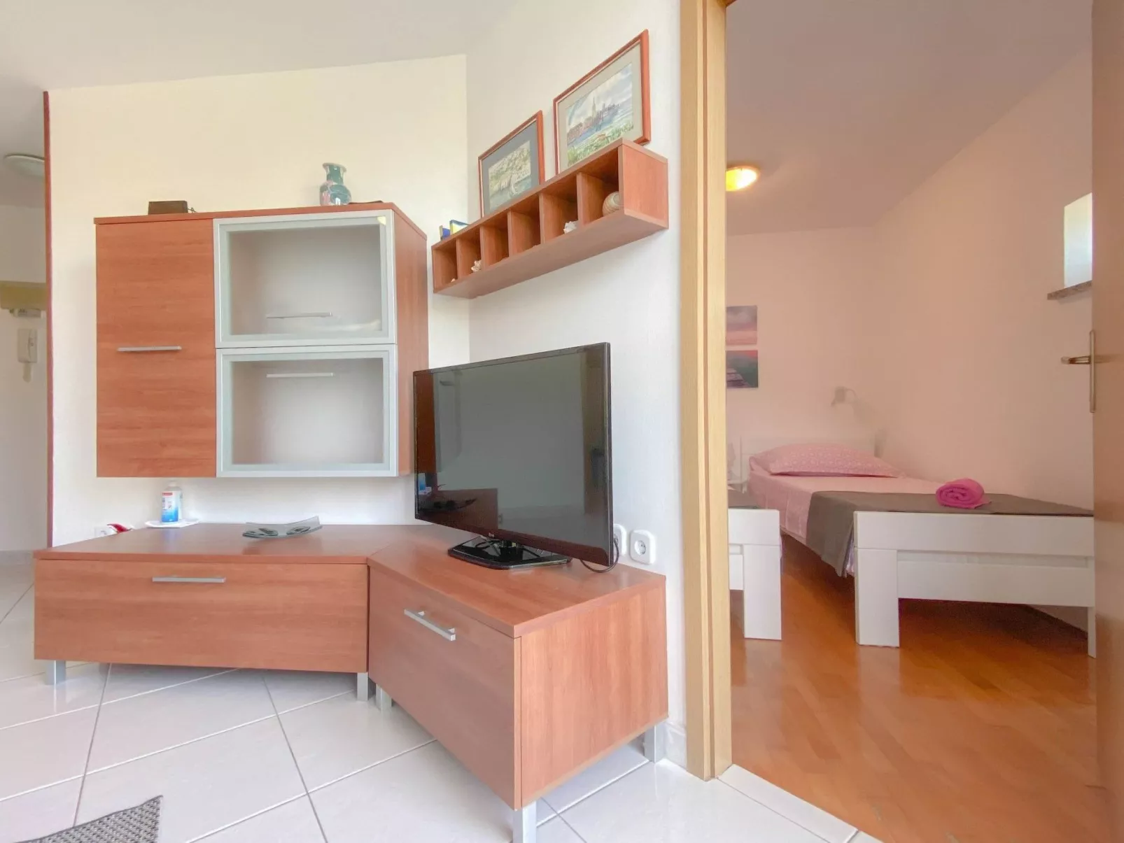 Wohnung "Romina" direkt am Strand-Binnen