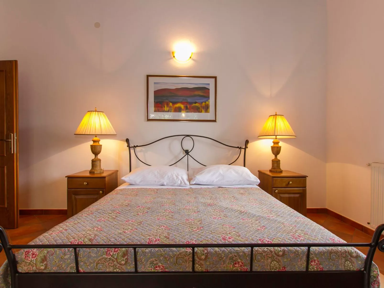 Familiäre 5-Schlafzimmer-Villa mit Gemeinschaftspools-Binnen