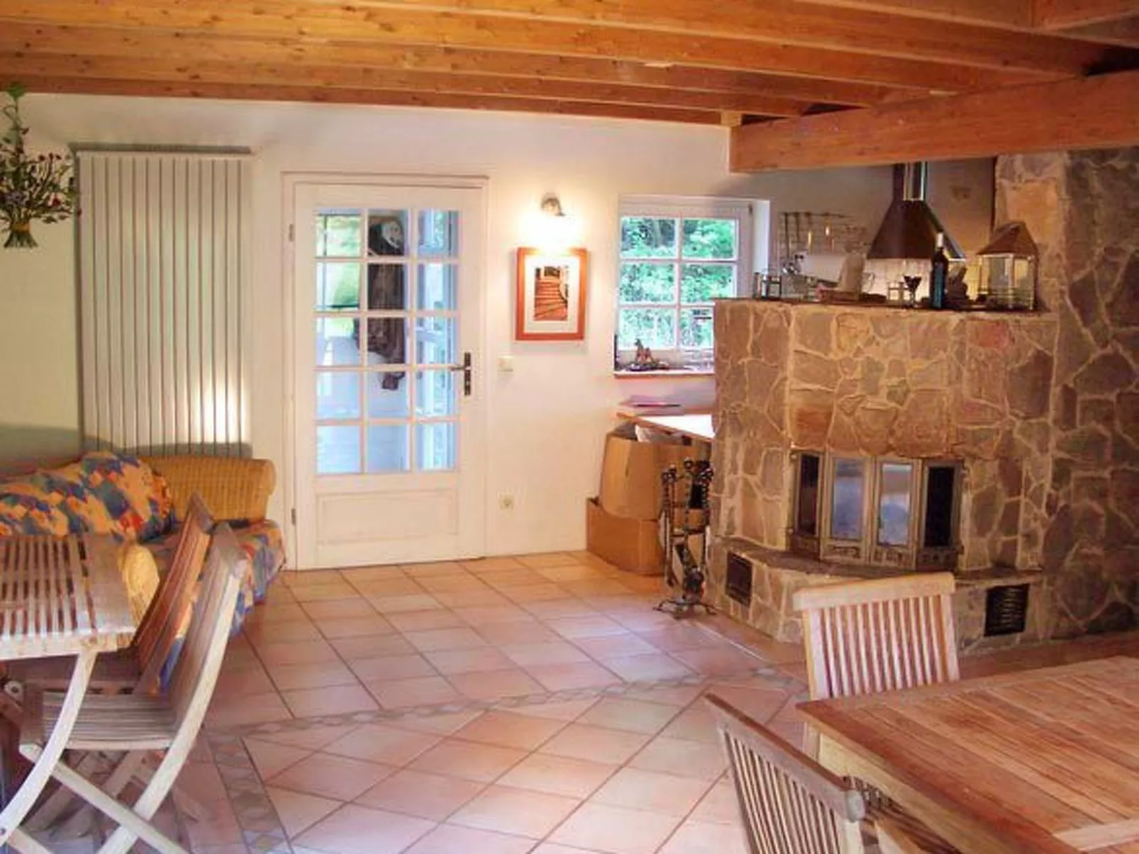 Fachwerkhaus mit Garten, Grill und Terrasse-Binnen