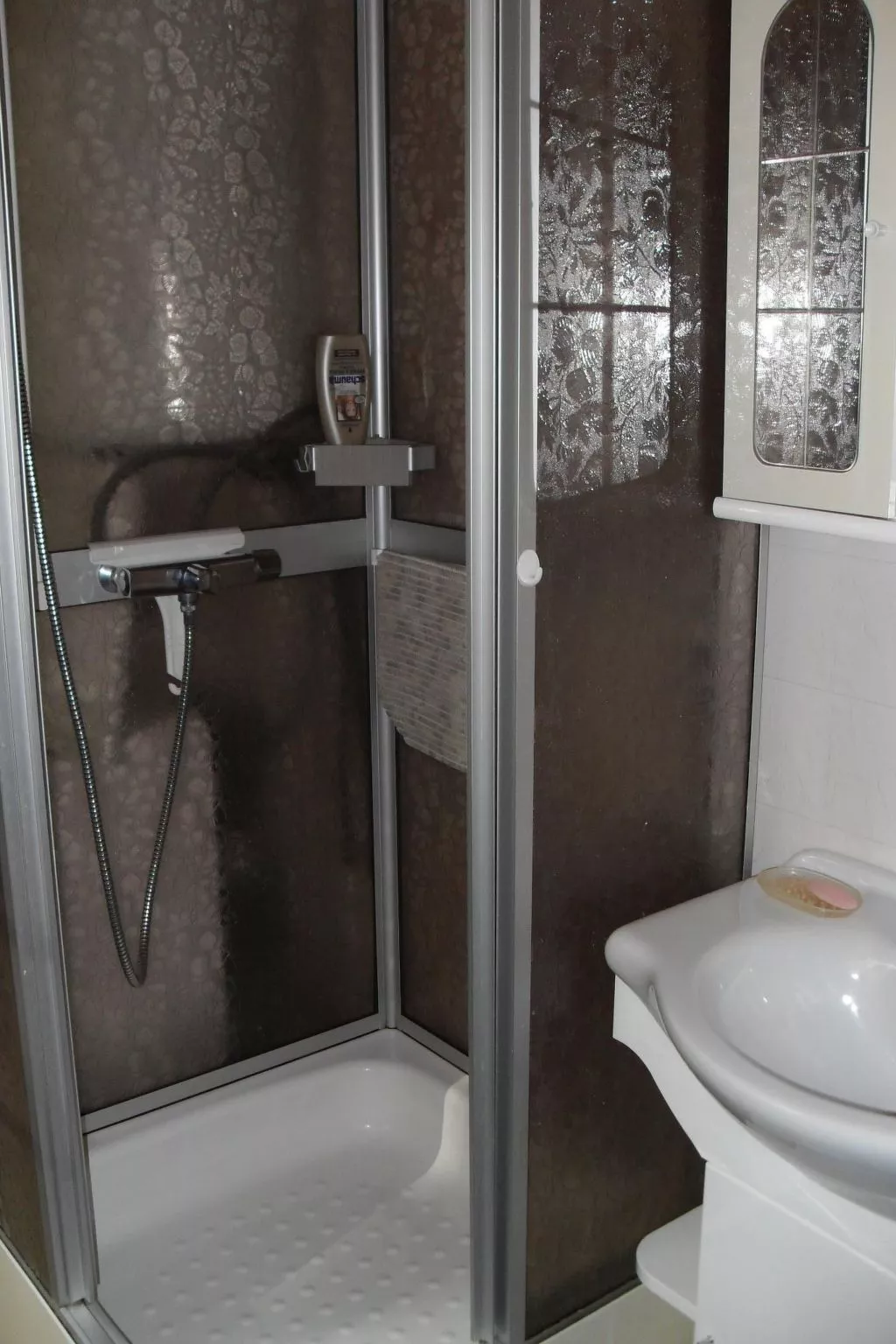 Idyllisches Ferienhaus in ruhiger Lage-Binnen