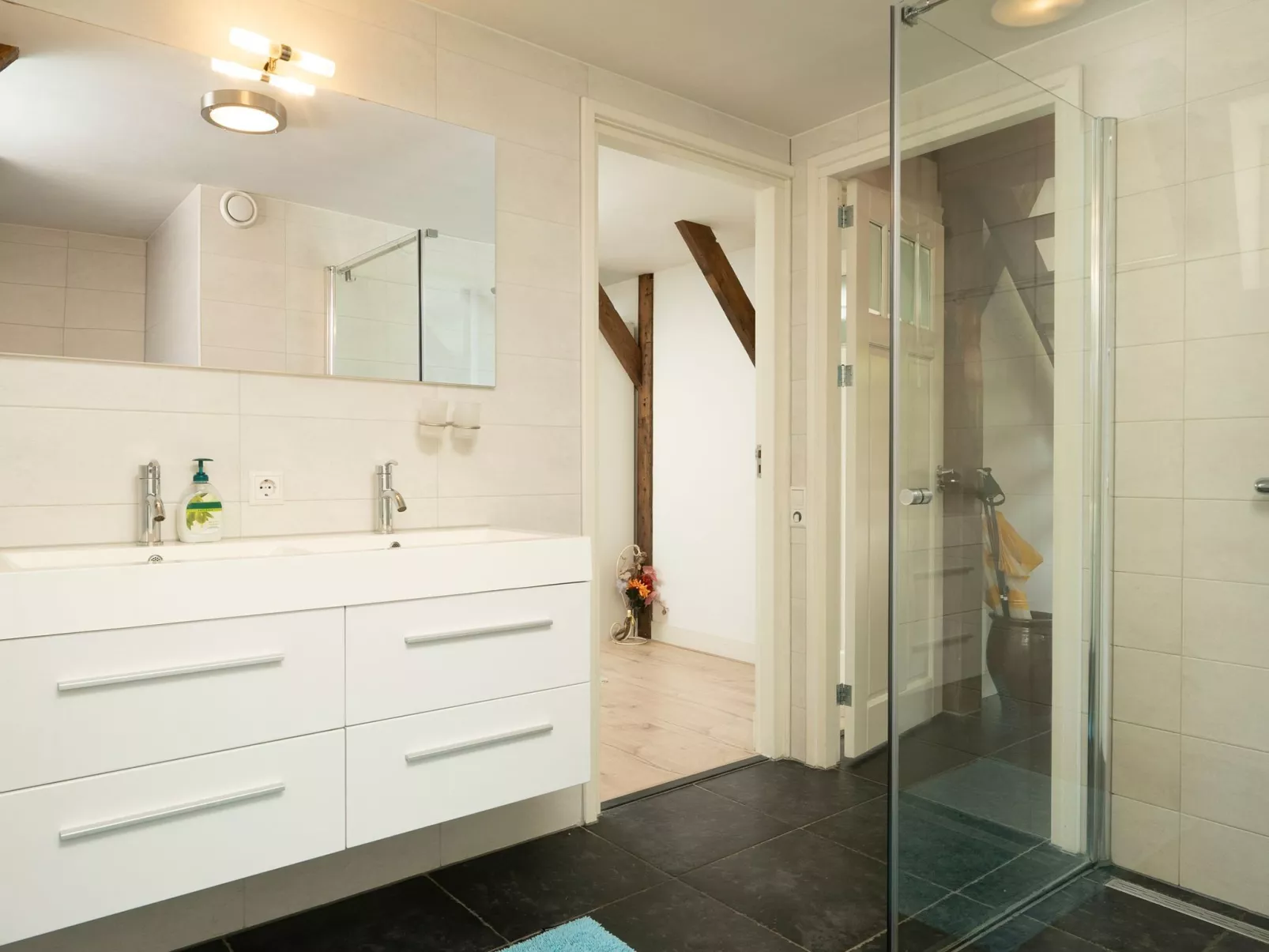 Markermeerlogies-Binnen