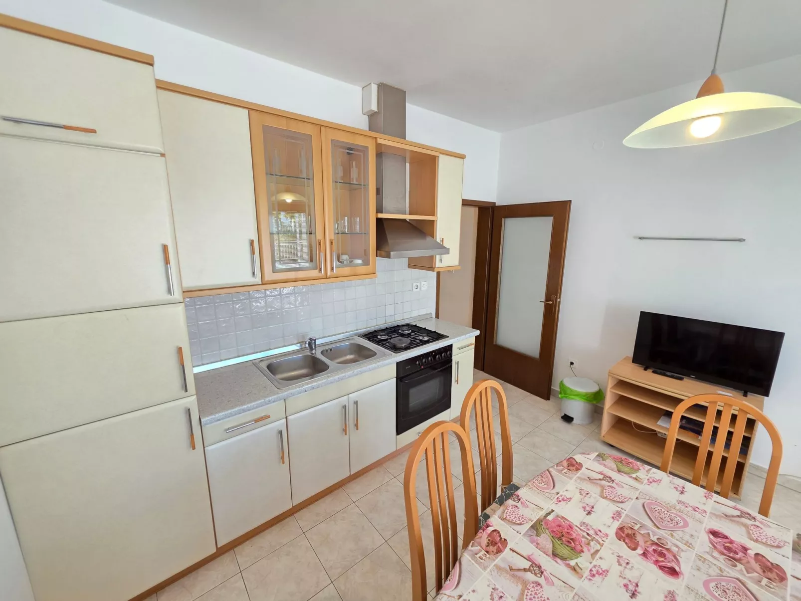 Wohnung für 4-5 Personen mit Terrasse-Binnen