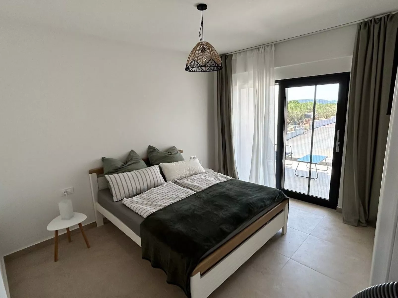 Villa Montini mit Pool und Meerblick-Image-tags.info