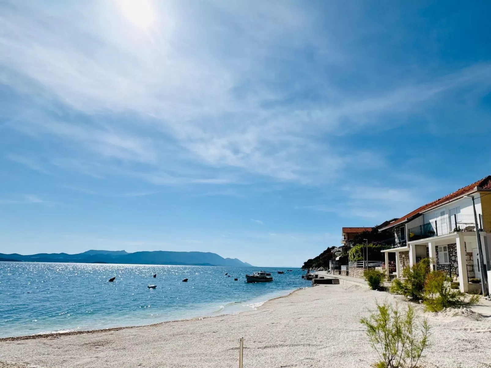 Für drei Personen-Buiten