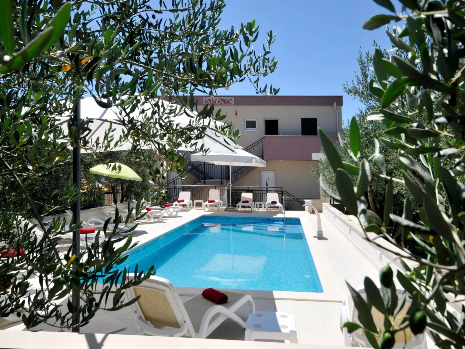 Villa Rimac in Kastel Stafilic mit Garten, Grill-Buiten