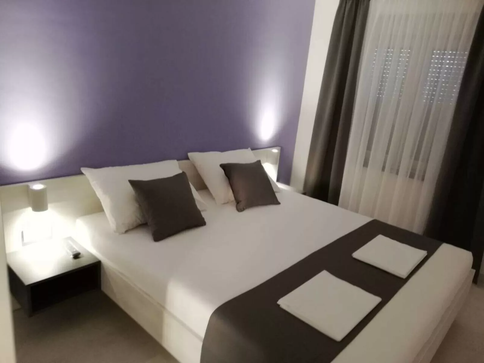 Nikica-Image-tags.info