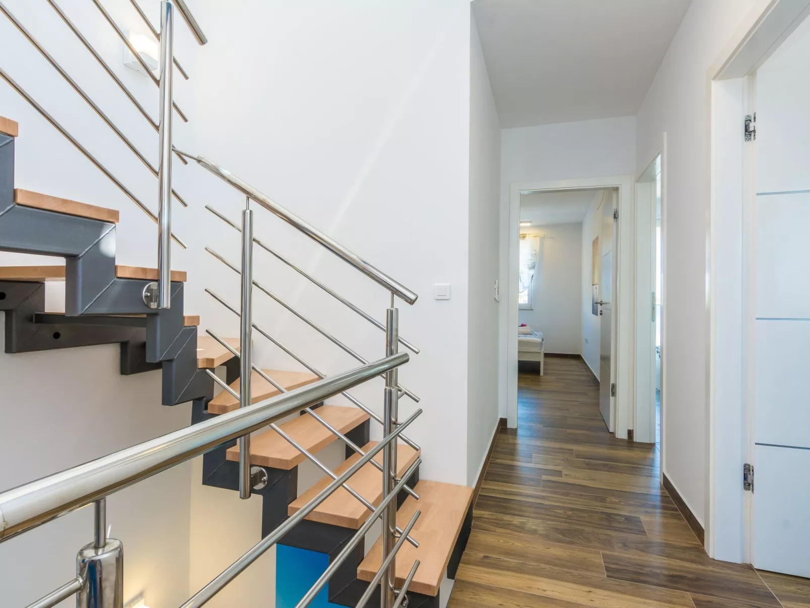 Ferienvilla "Miri Orchid" mit privatem Pool-Binnen