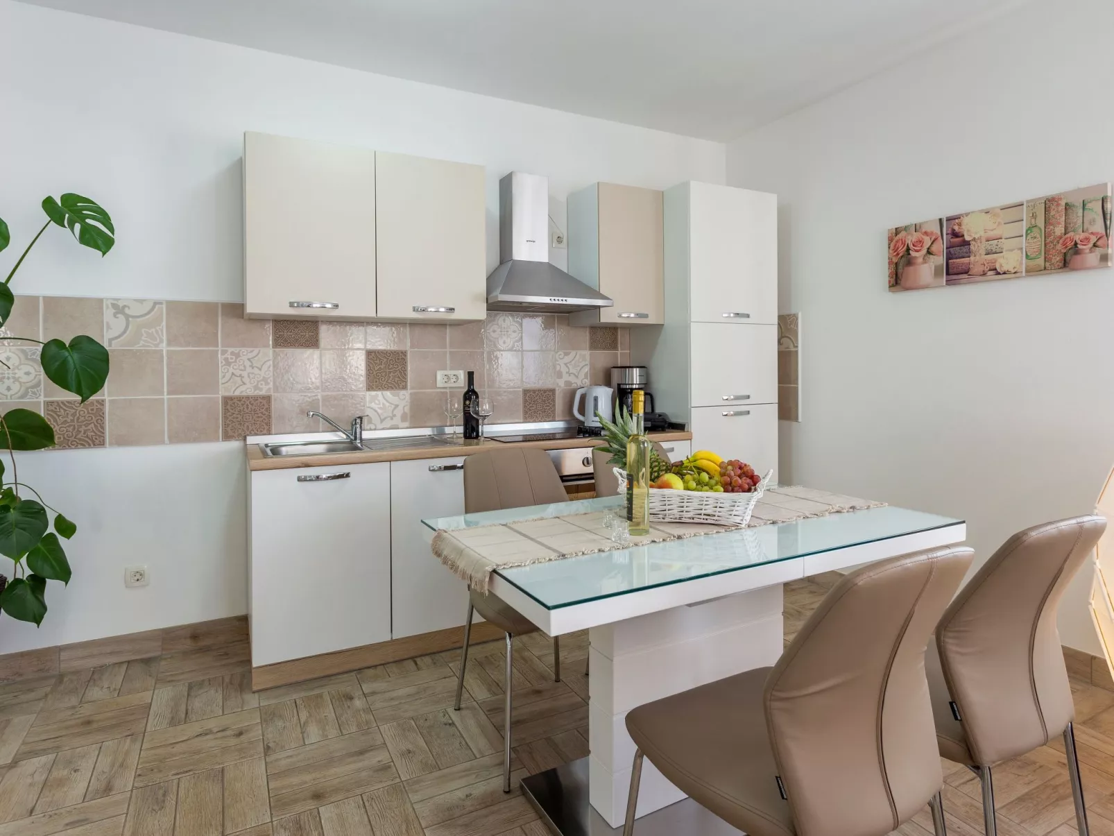 Schöne Wohnung Funtana Nr.1-Binnen