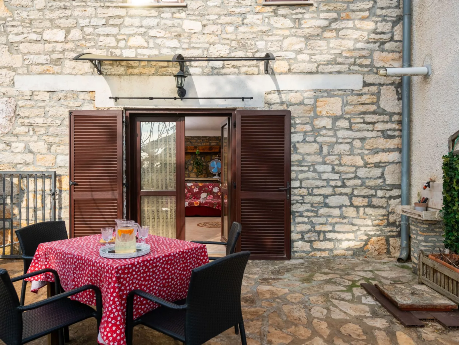 Apartment Larca-Buiten