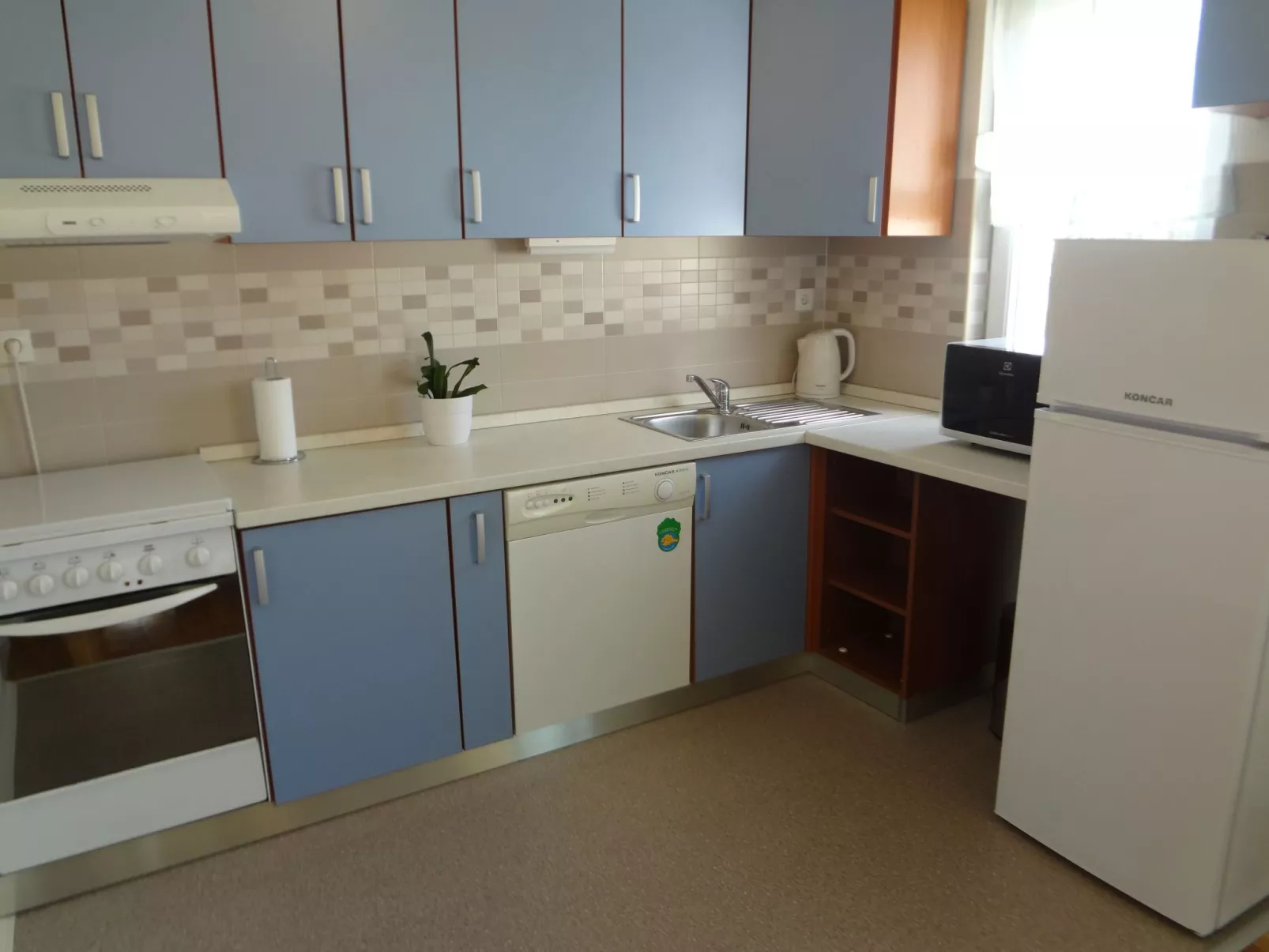 Sonnenuntergang "Wohnung K. Lukšić"-Binnen