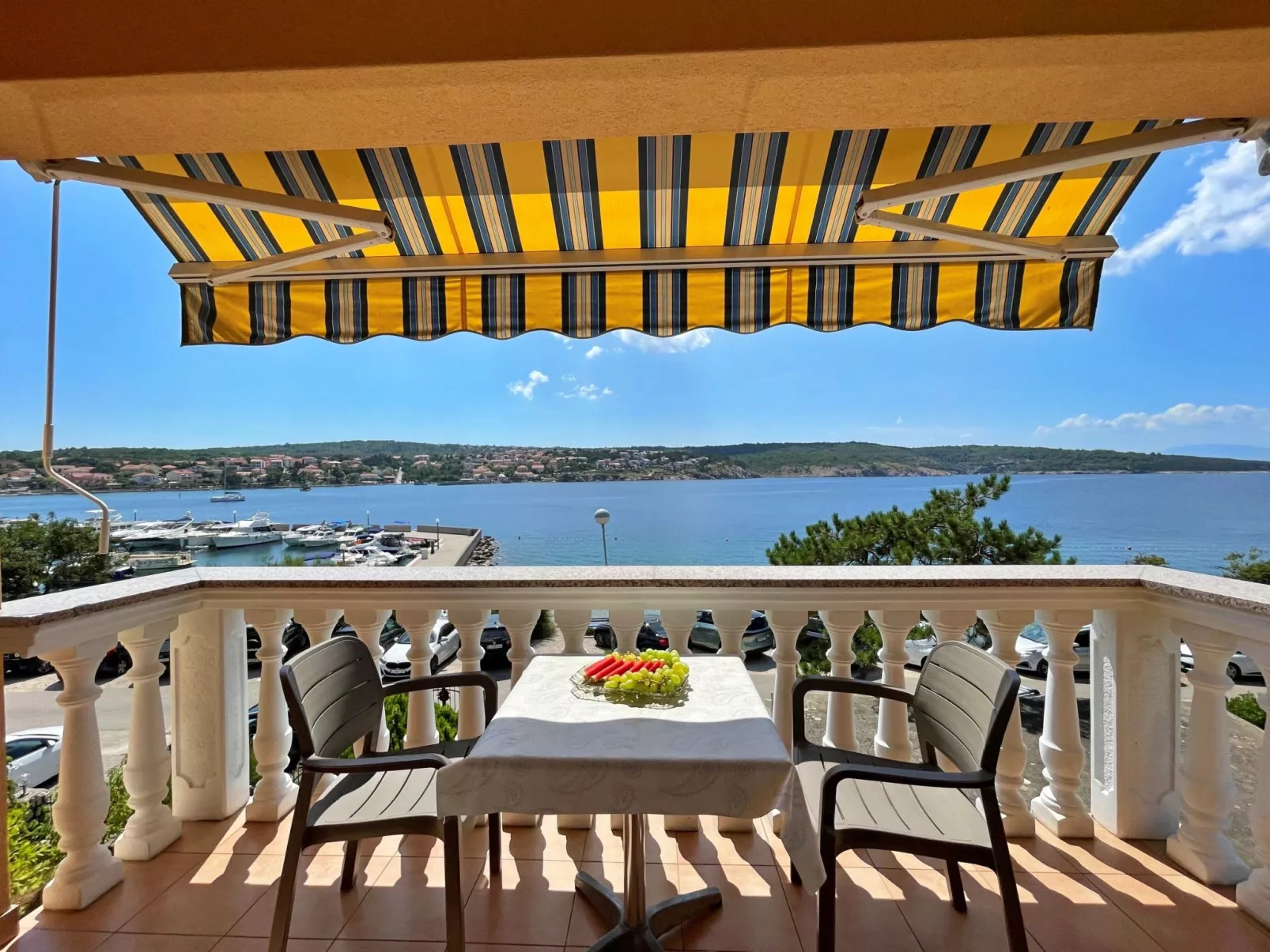 Vila Tiha Lili-Buiten