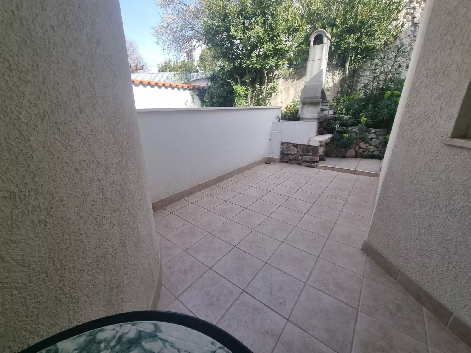 Wohnung für 3 Personen mit Terrasse-Image-tags.info