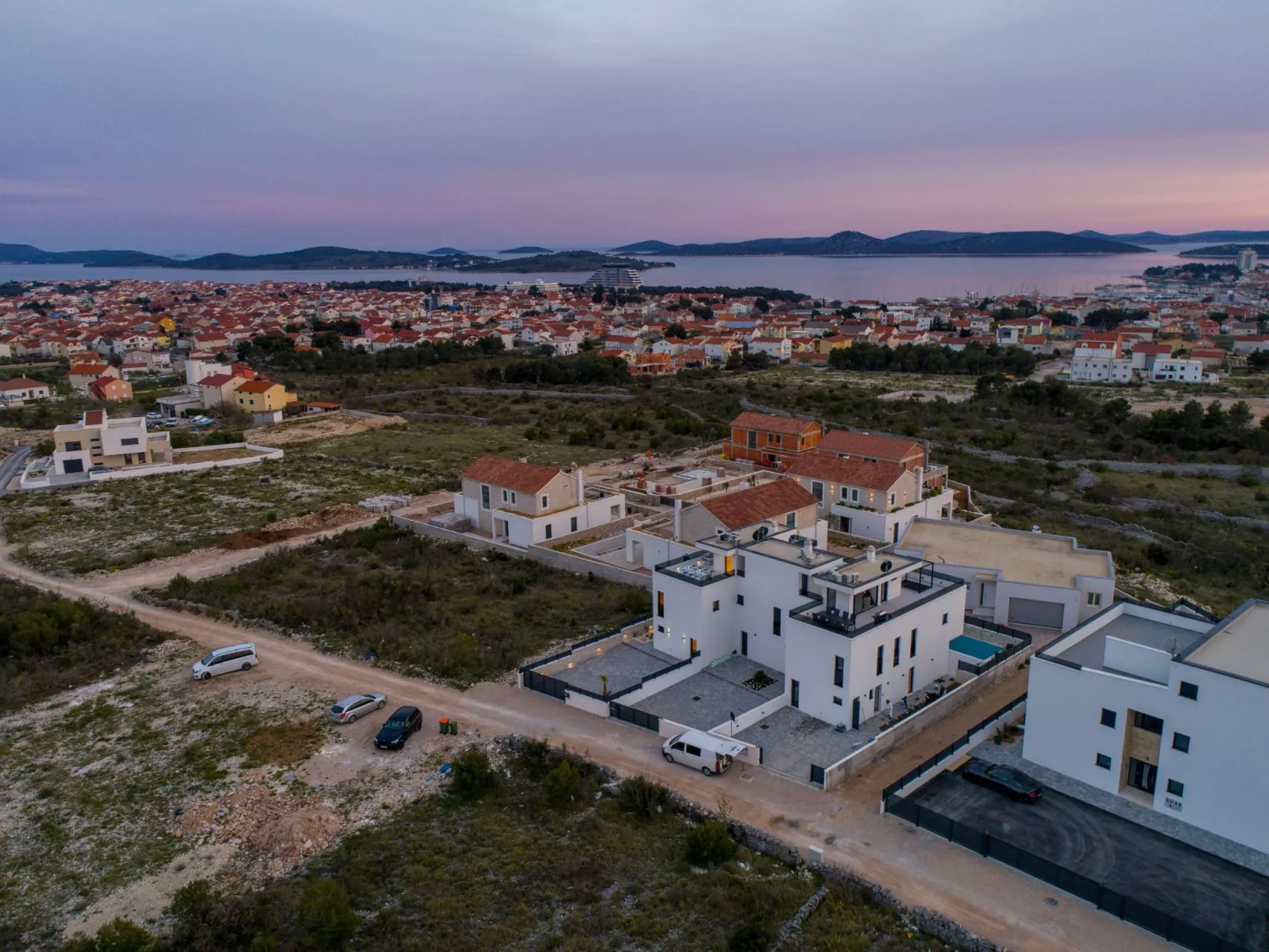 Villa Vodice Sky für 8 Gäste-Buiten