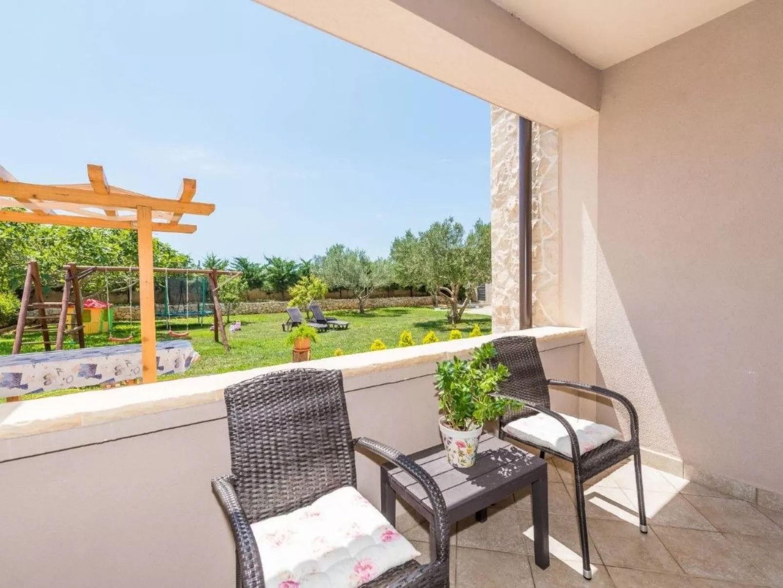 Wohnung Kim Red -von TA Leut Agency-Buiten