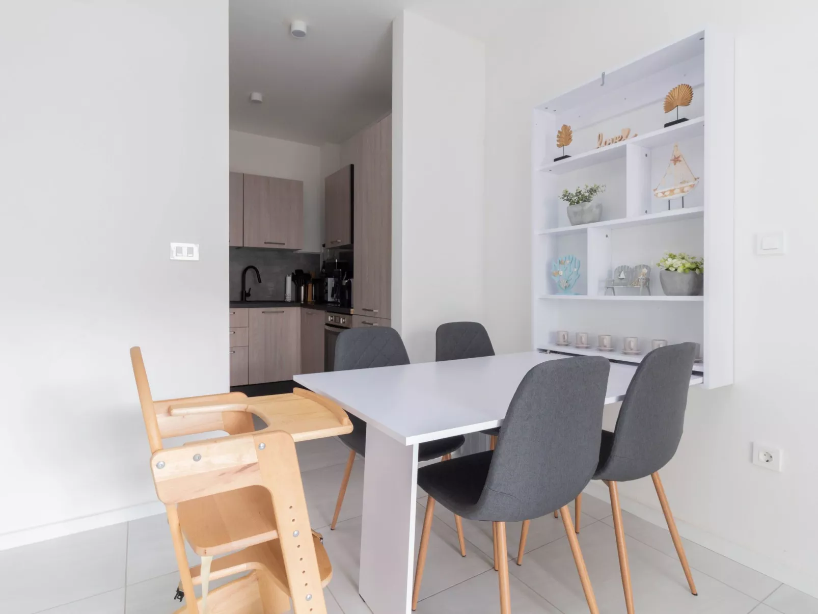 Wohnung mit Pool in Strandnähe -TA Leut Agency-Binnen