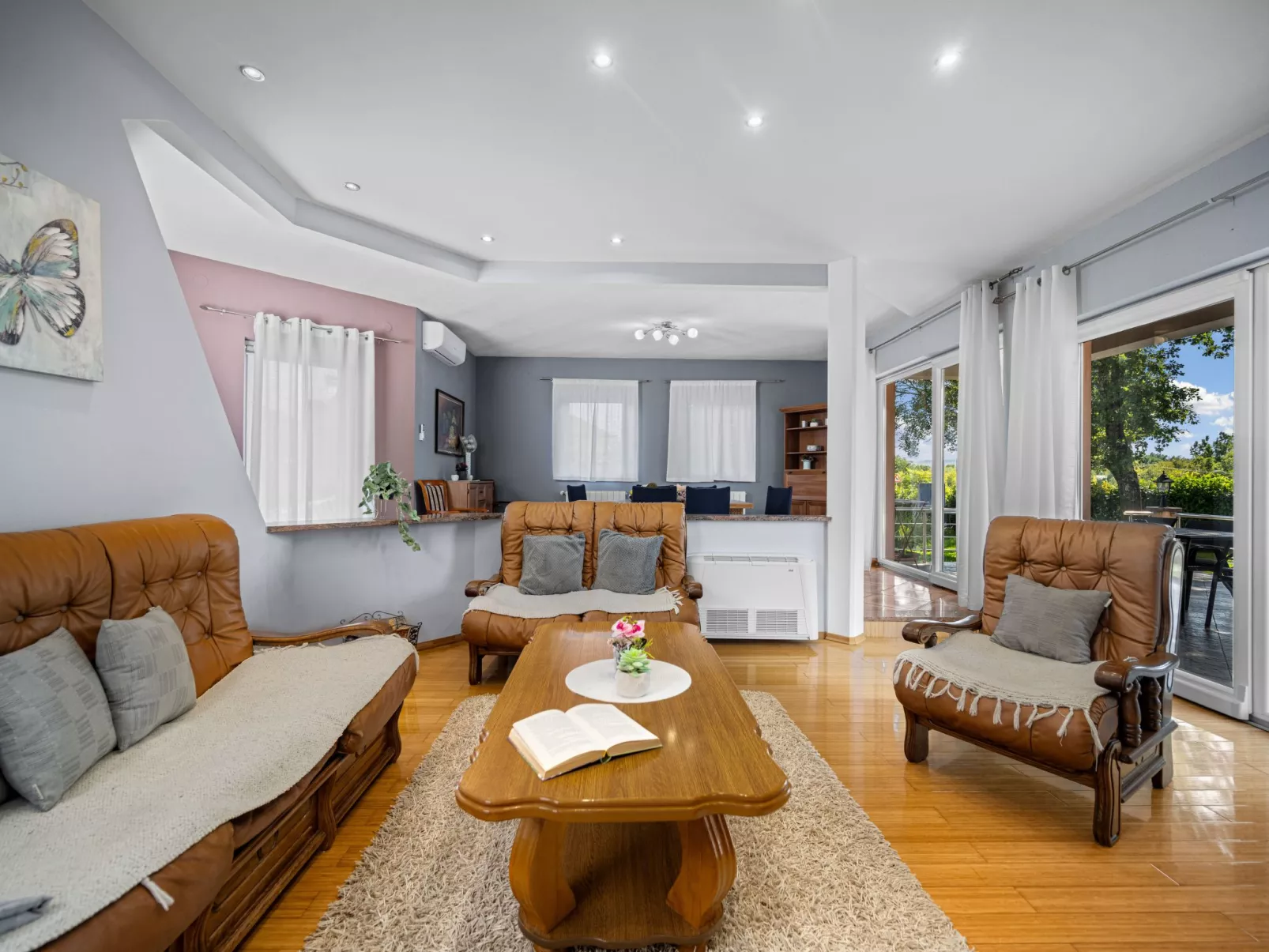 Mit Blick auf das Wasser-Binnen