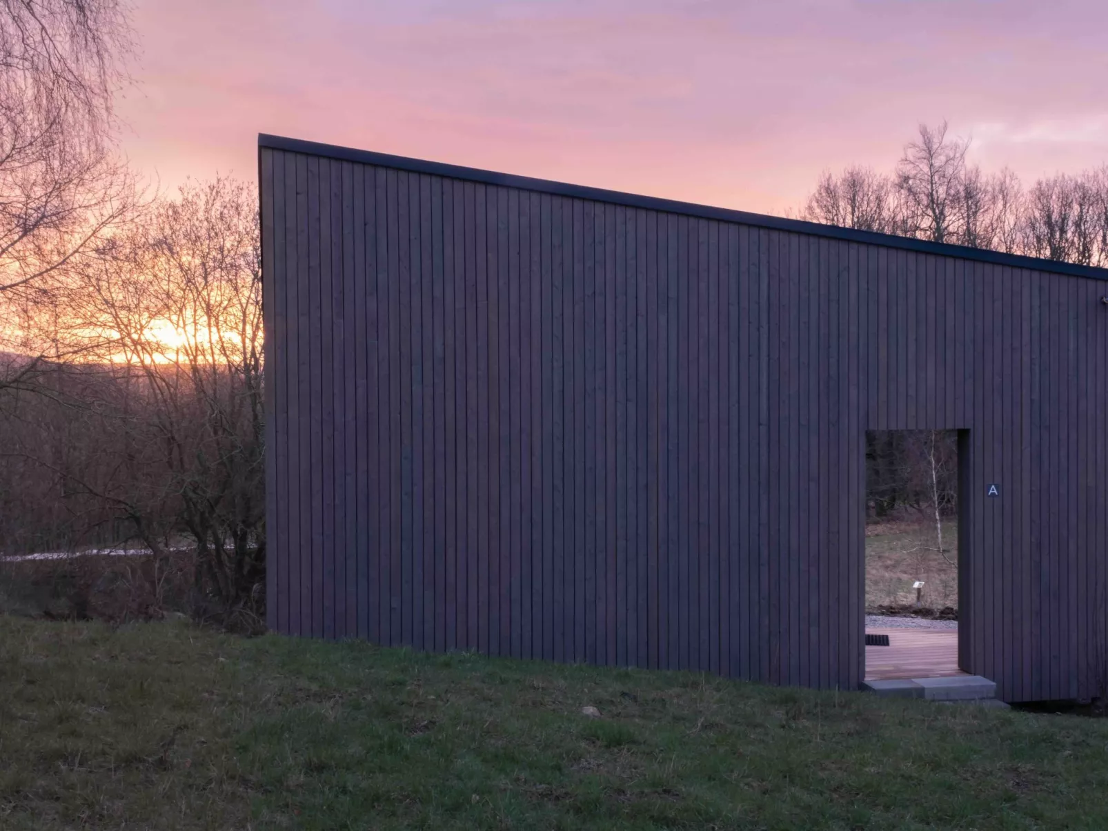 (B) Cabin Stars-Buiten