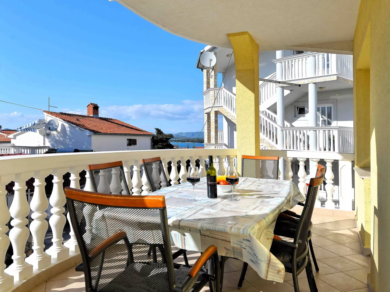 Wohnung Goranka 1-Buiten