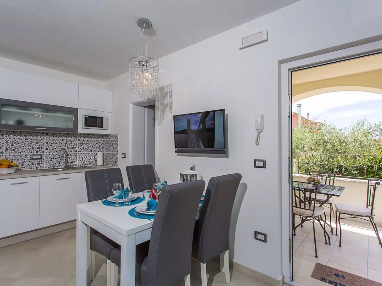 Residence Birikina 2-Binnen