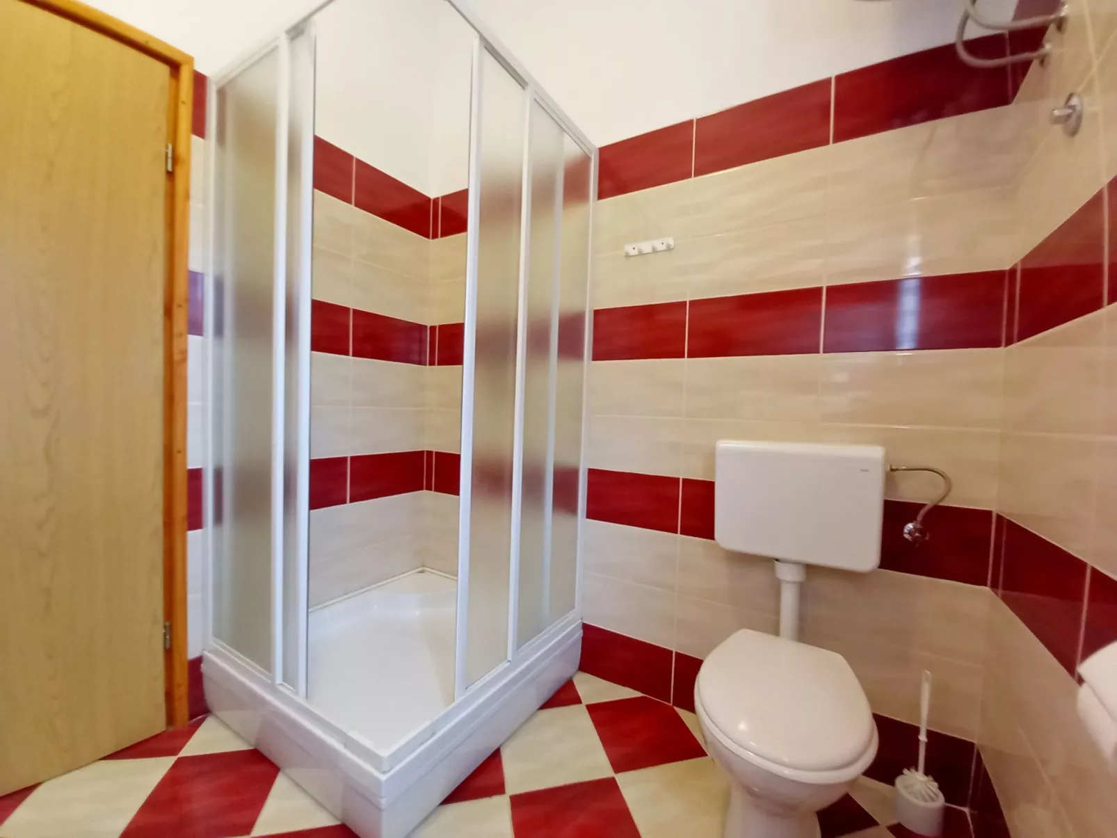 Haus in Sveti Kirin mit Privatem Pool, 4 Schlafzimmer-Binnen