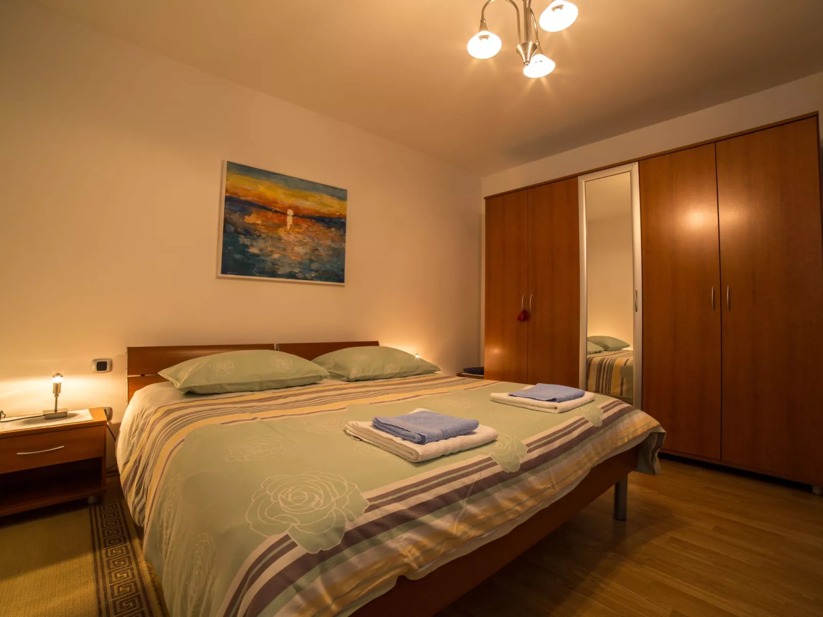 Wohnung mit Terrasse-Binnen