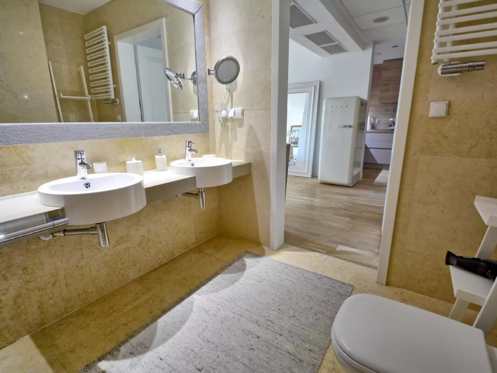 Penthouse direkt am Strand mit Meerblick-Binnen