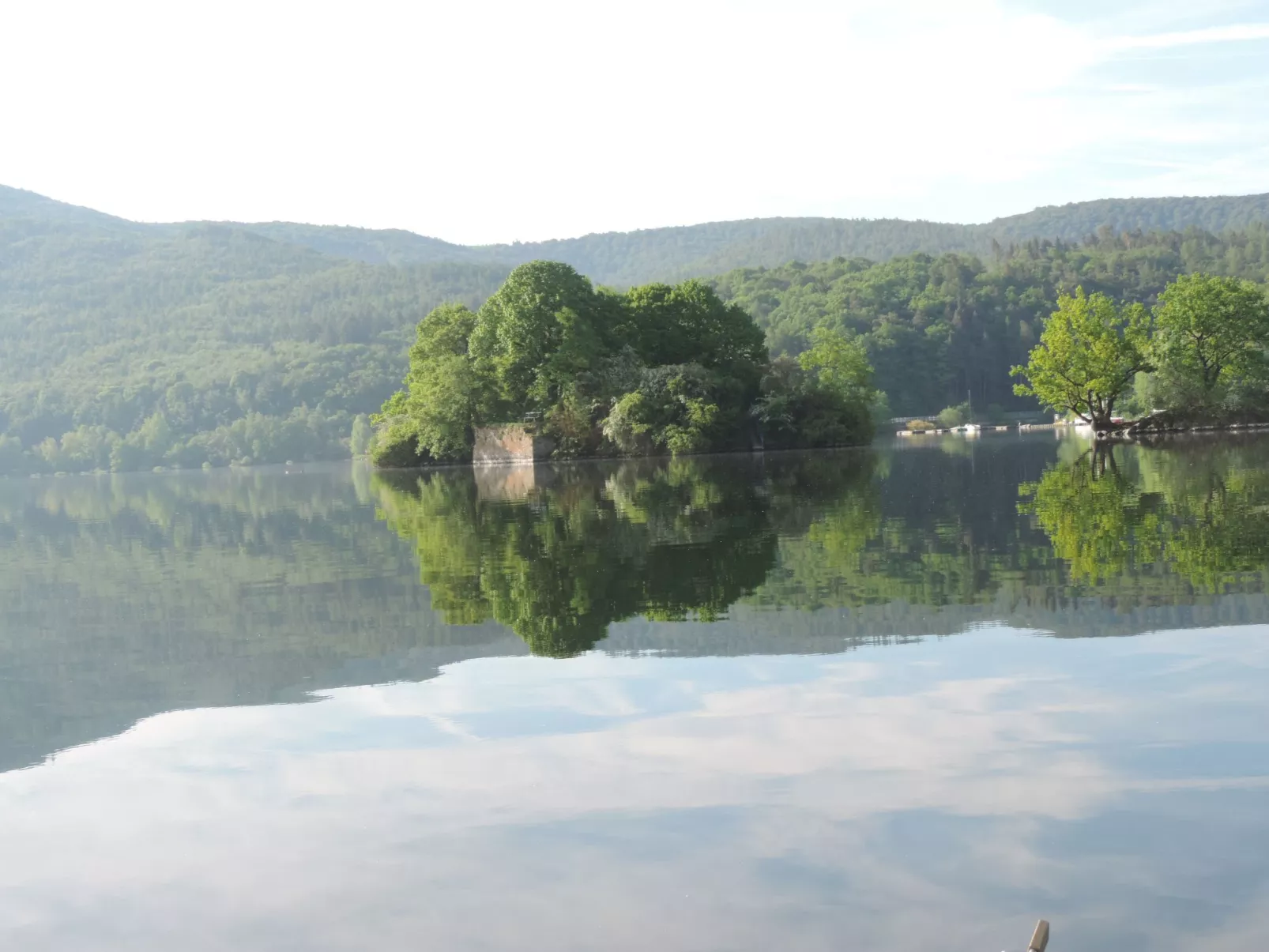 Gartenblick in Vöhl-Basdorf-Buiten