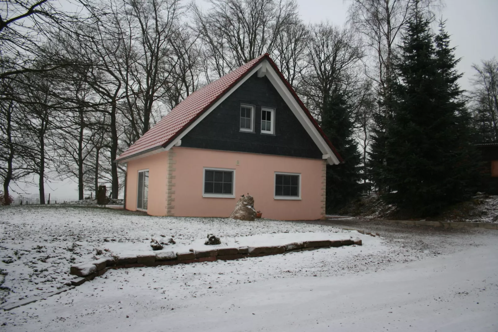 Bungalowpark Schnee-Eifel 1-Exterieur winter