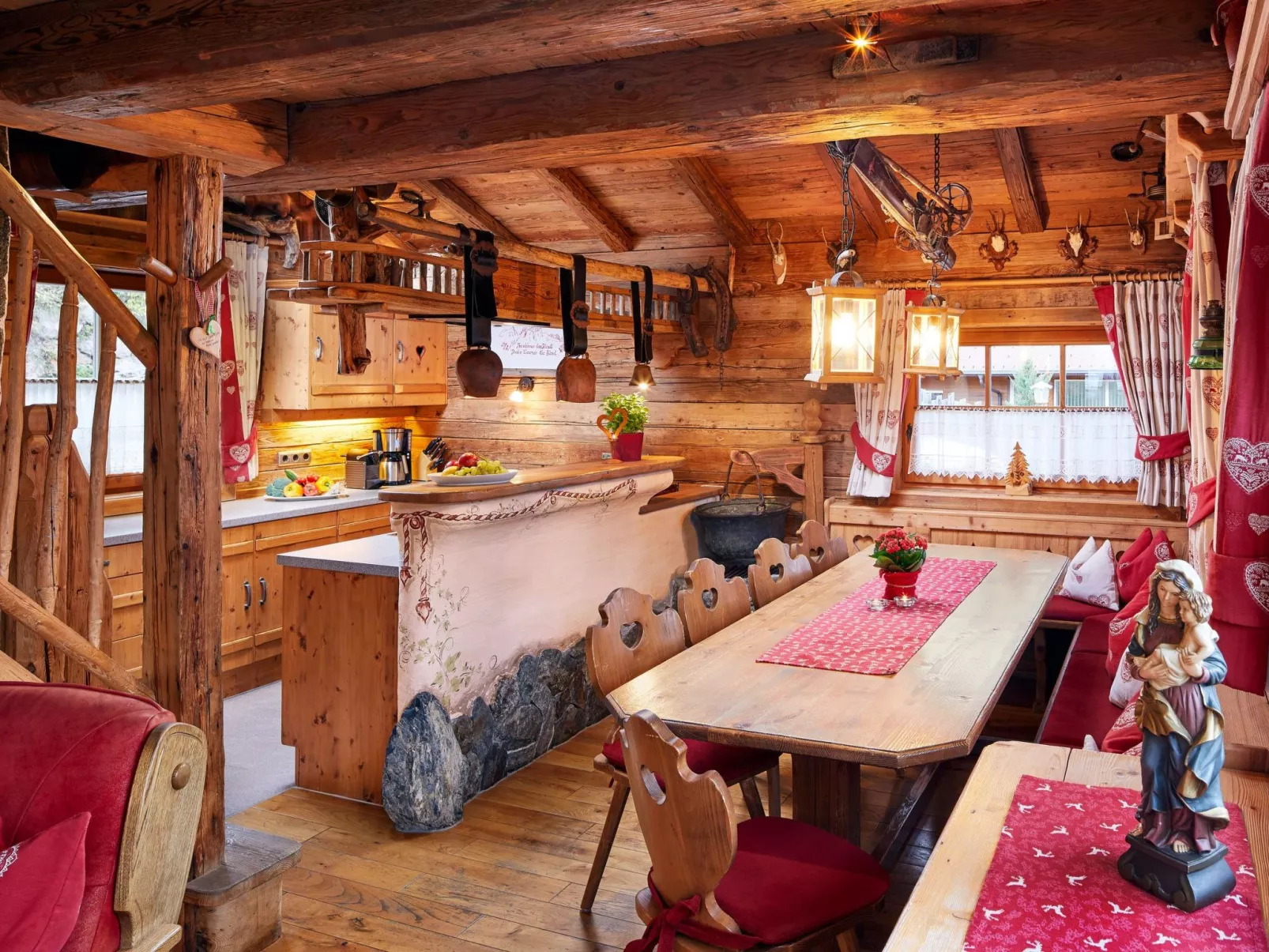 Im Almdorf in Flachau-Binnen