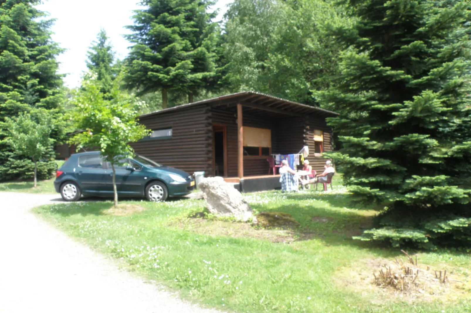 Bungalowpark Schnee-Eifel 3-Buitenkant zomer