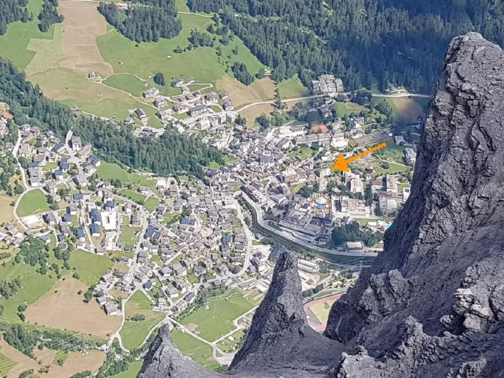 Mit Bergblick-Buiten