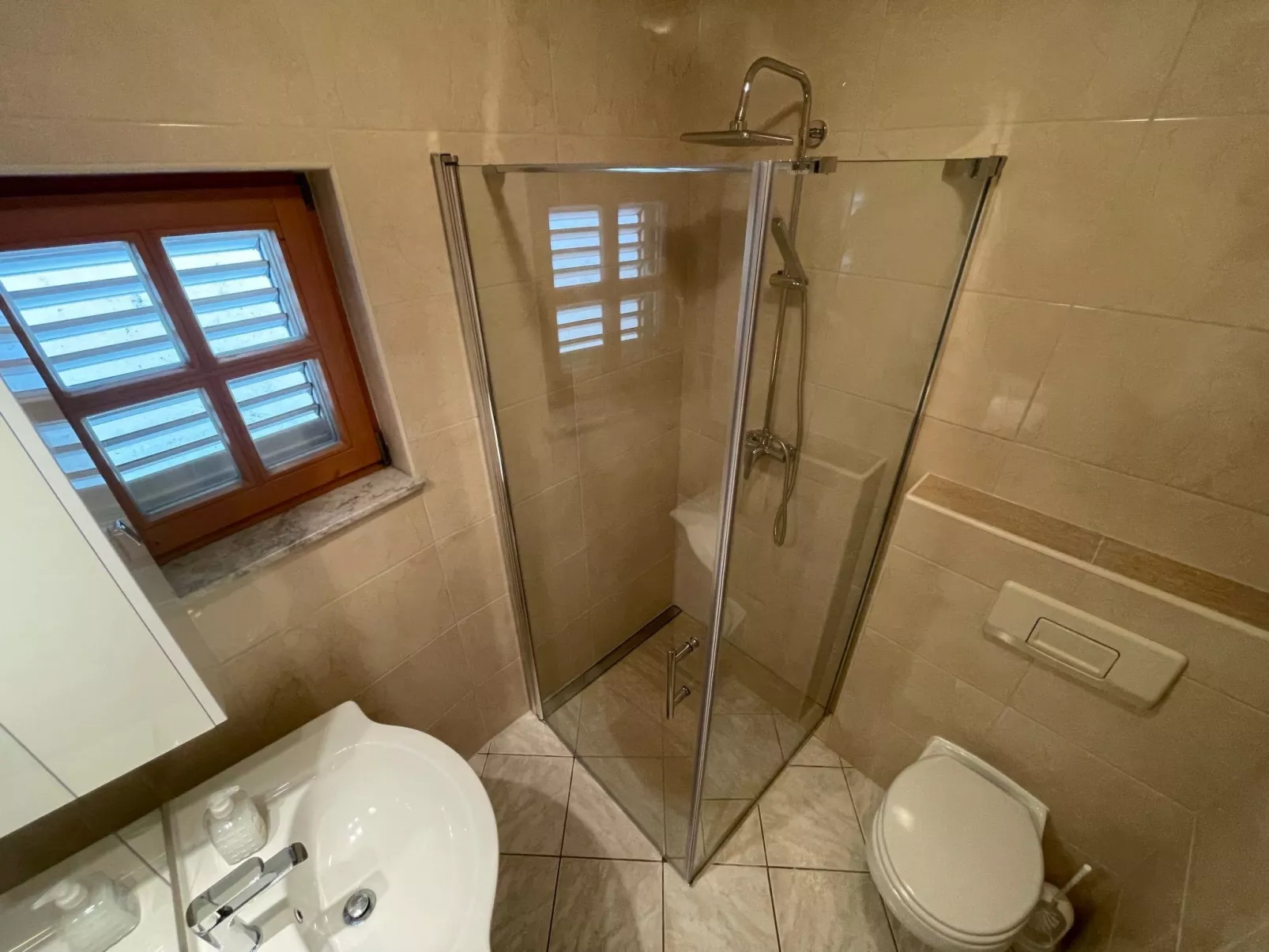 Moderne Ferienwohnung für 4 Personen-Binnen