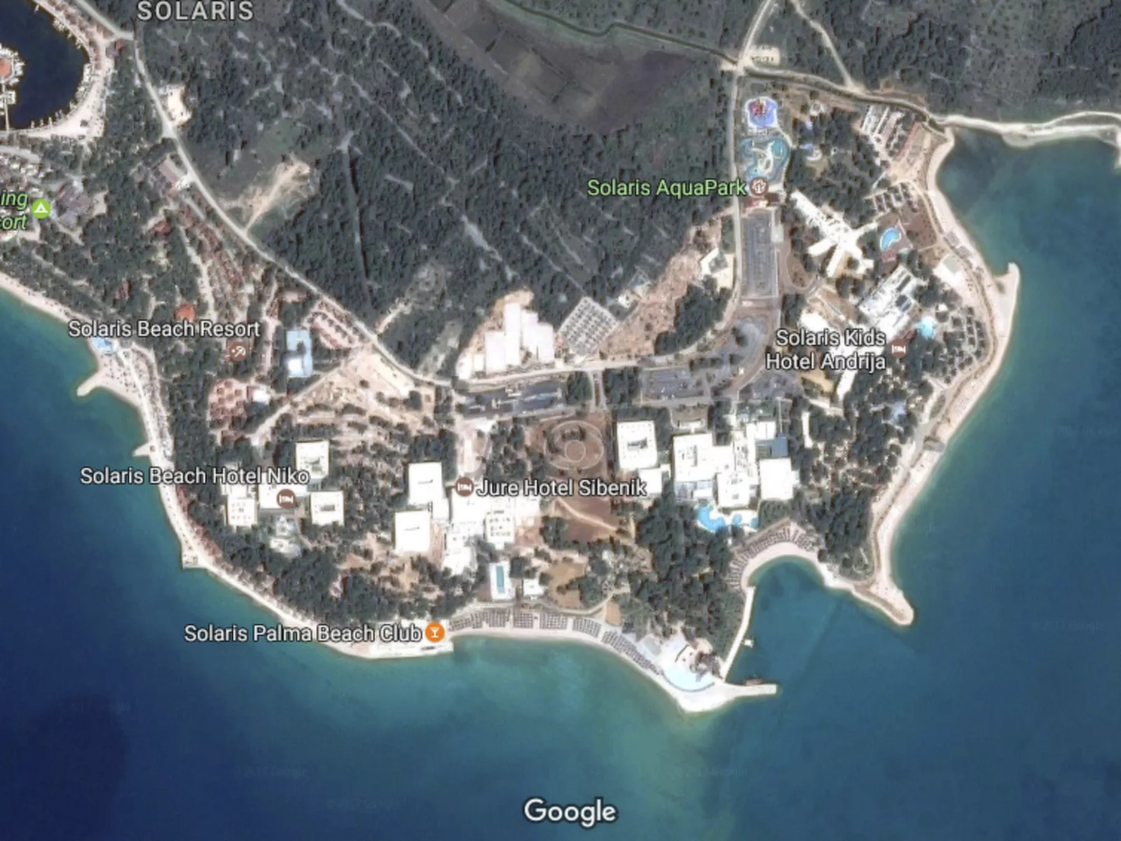 Appartement mit Balkon-Buiten