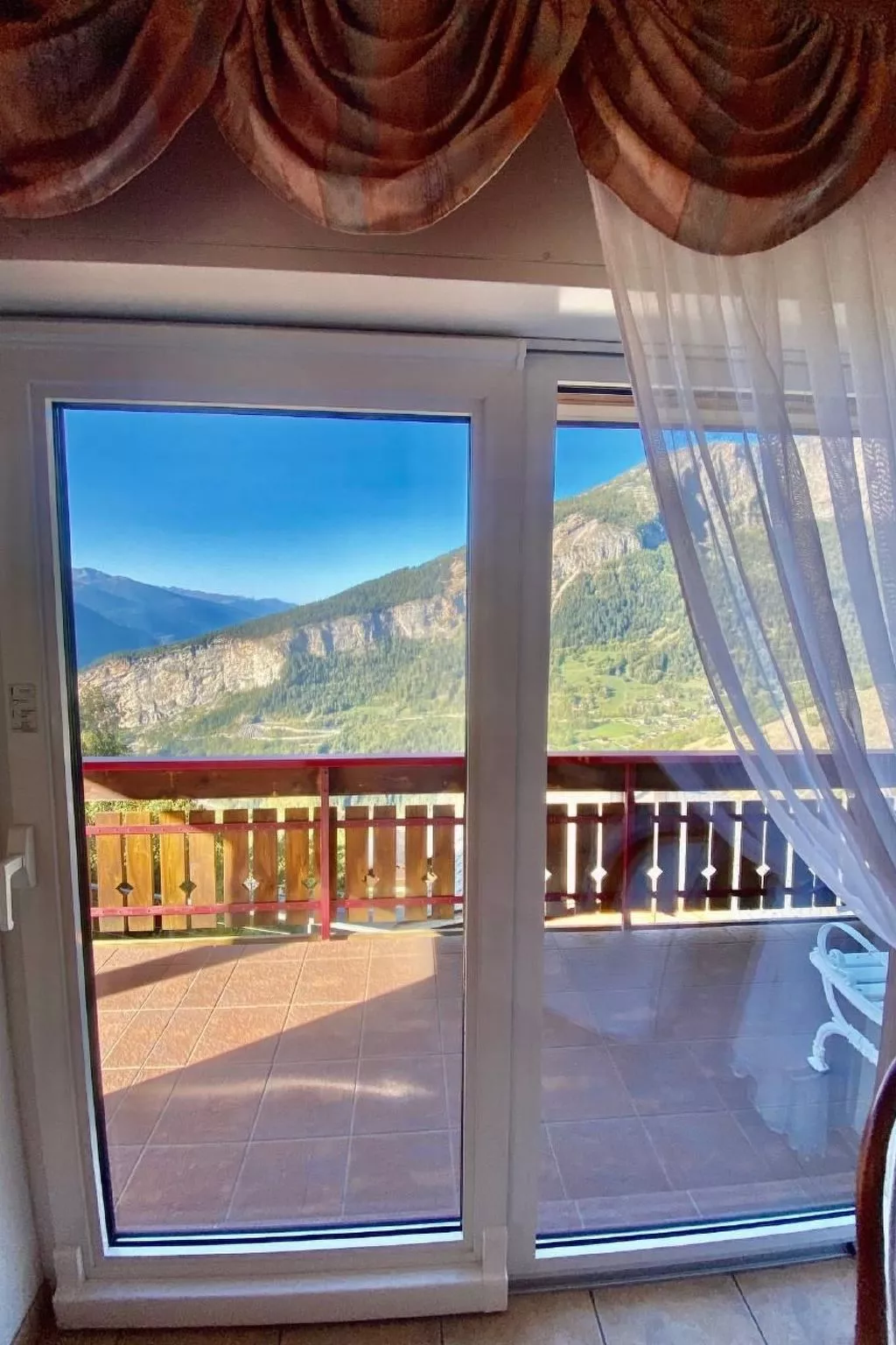 Chalet Kristall-Binnen