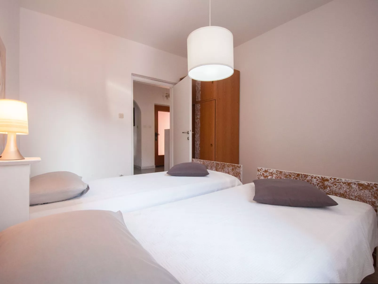 Wohnung Violett für 6 Personen-Binnen