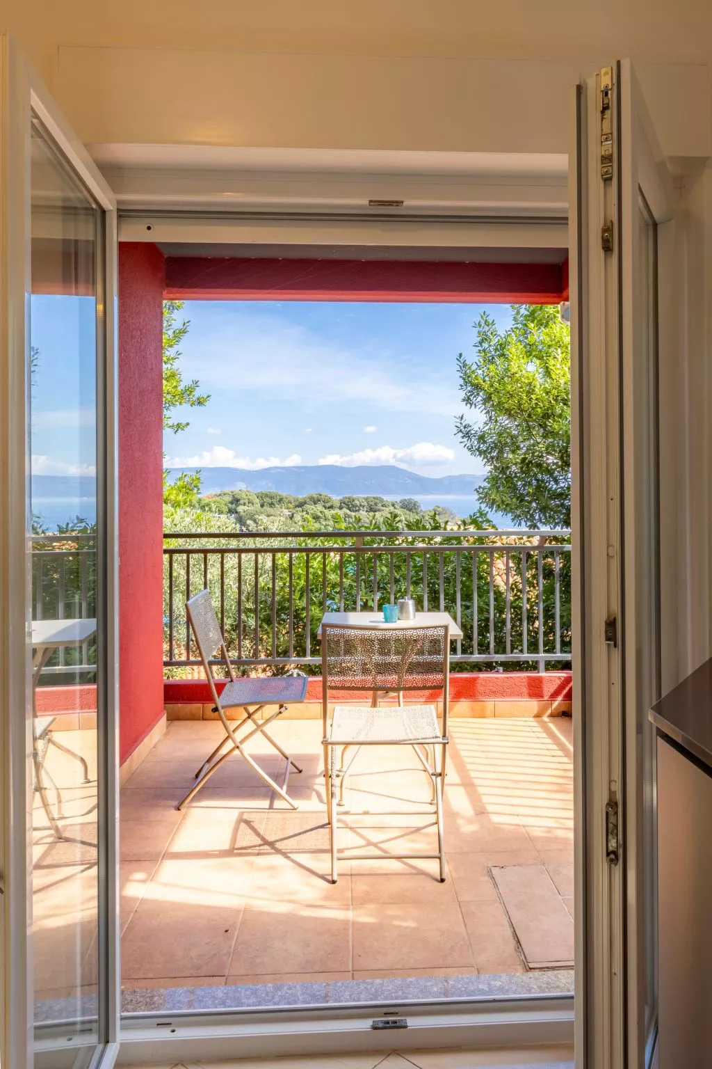 Red House Apartments Sveta Marina-Buiten