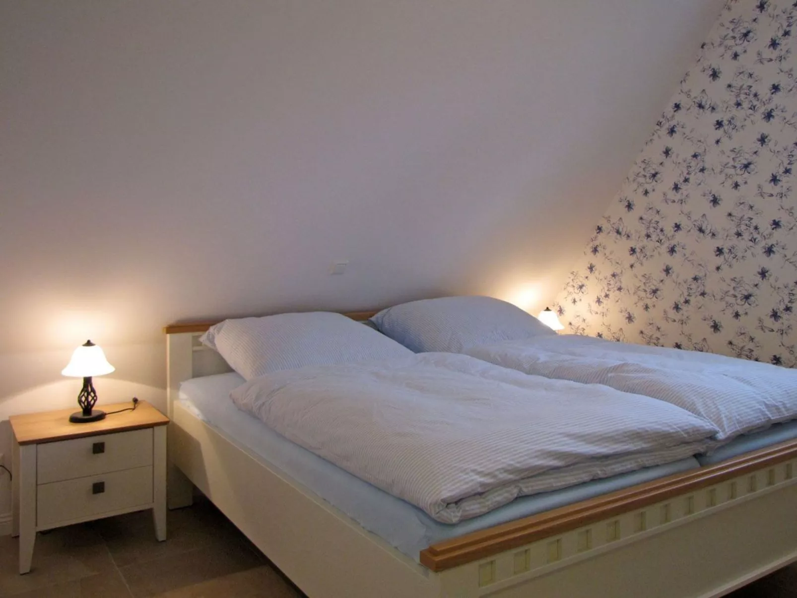 Villa Lhamo-Image-tags.info