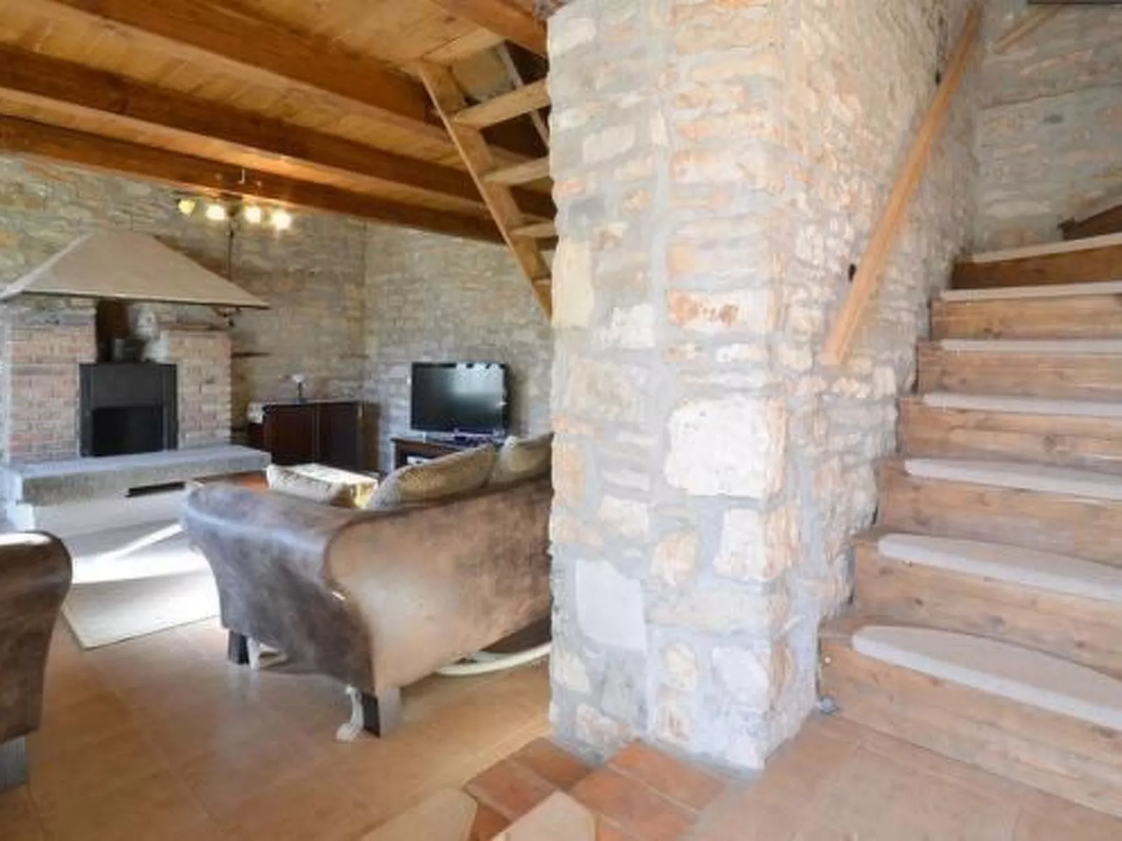 In Bratulići mit Privatem Pool-Binnen