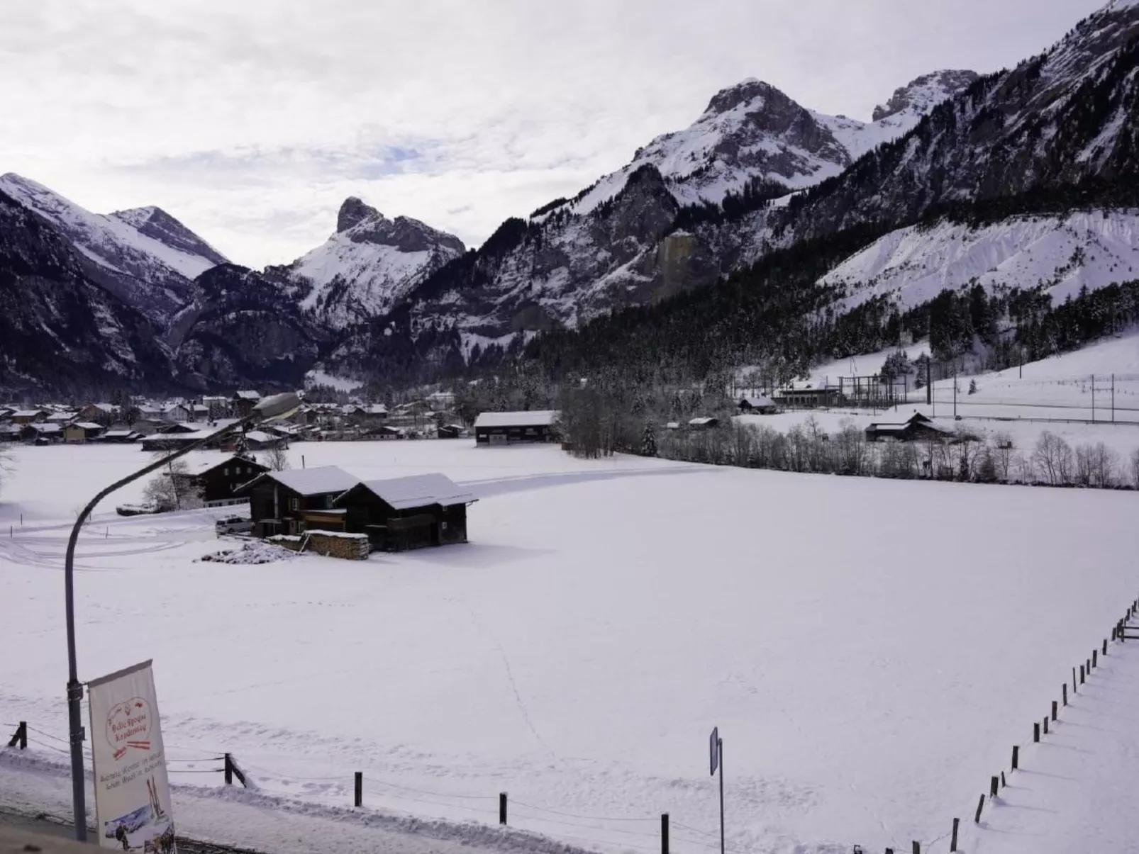 Maisonnette Wohnung Wätterbach Kandersteg - Buiten