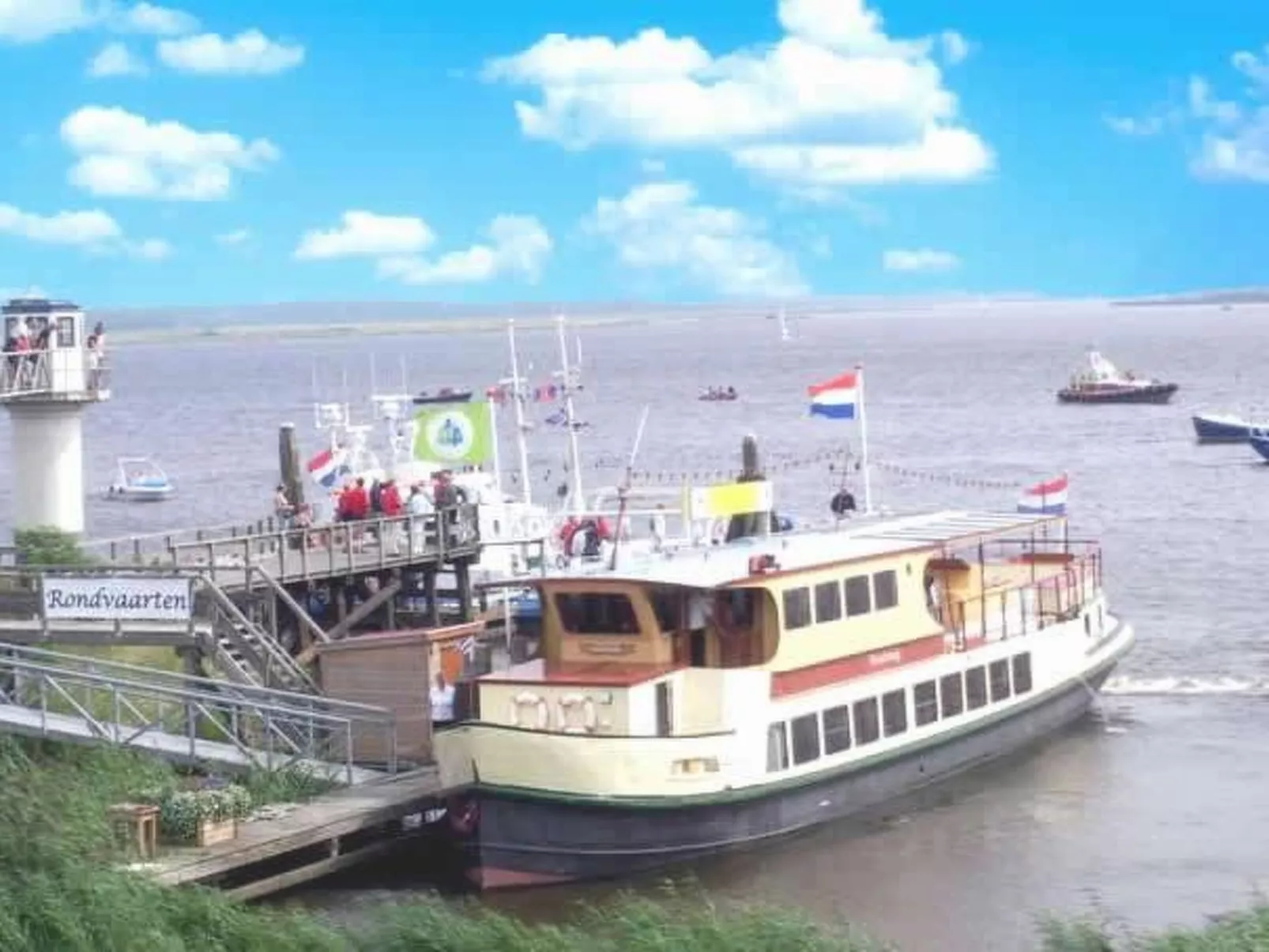 Ruhiges Ferienhaus mit großer offener Küche-Buiten