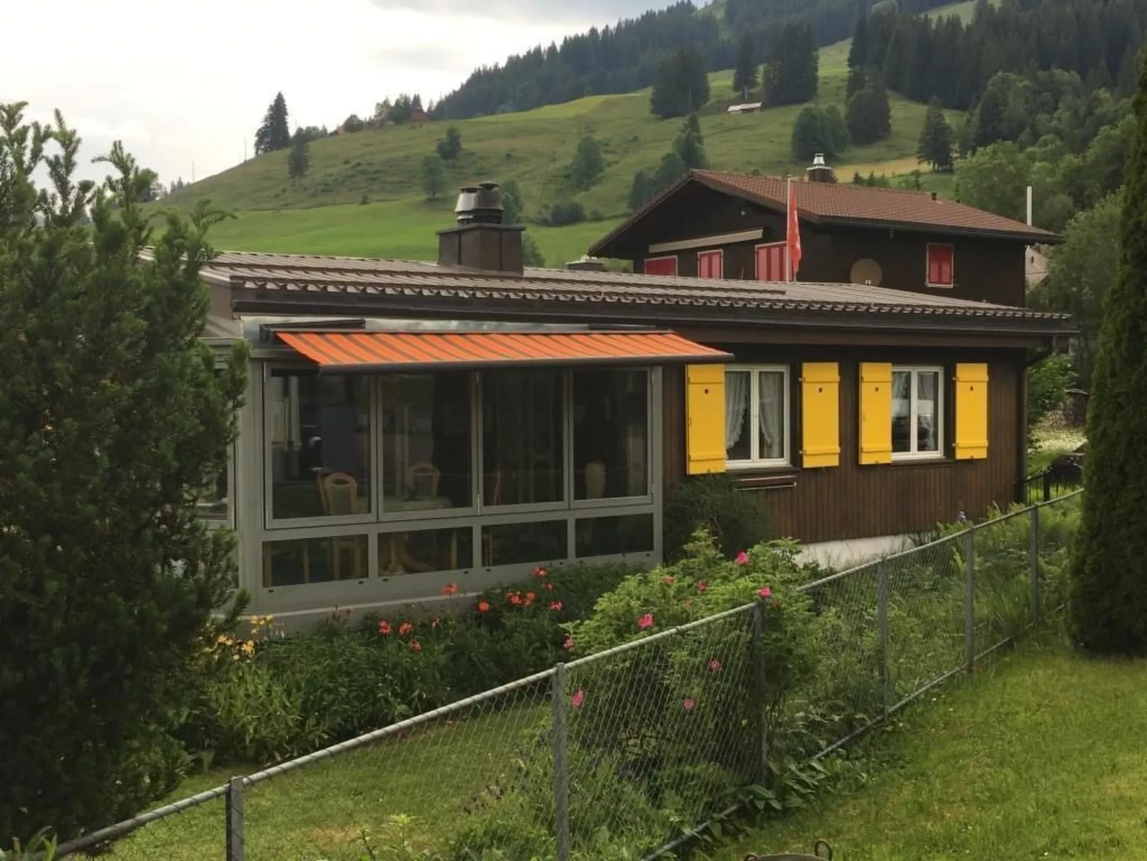 Chalet Doris-Buiten