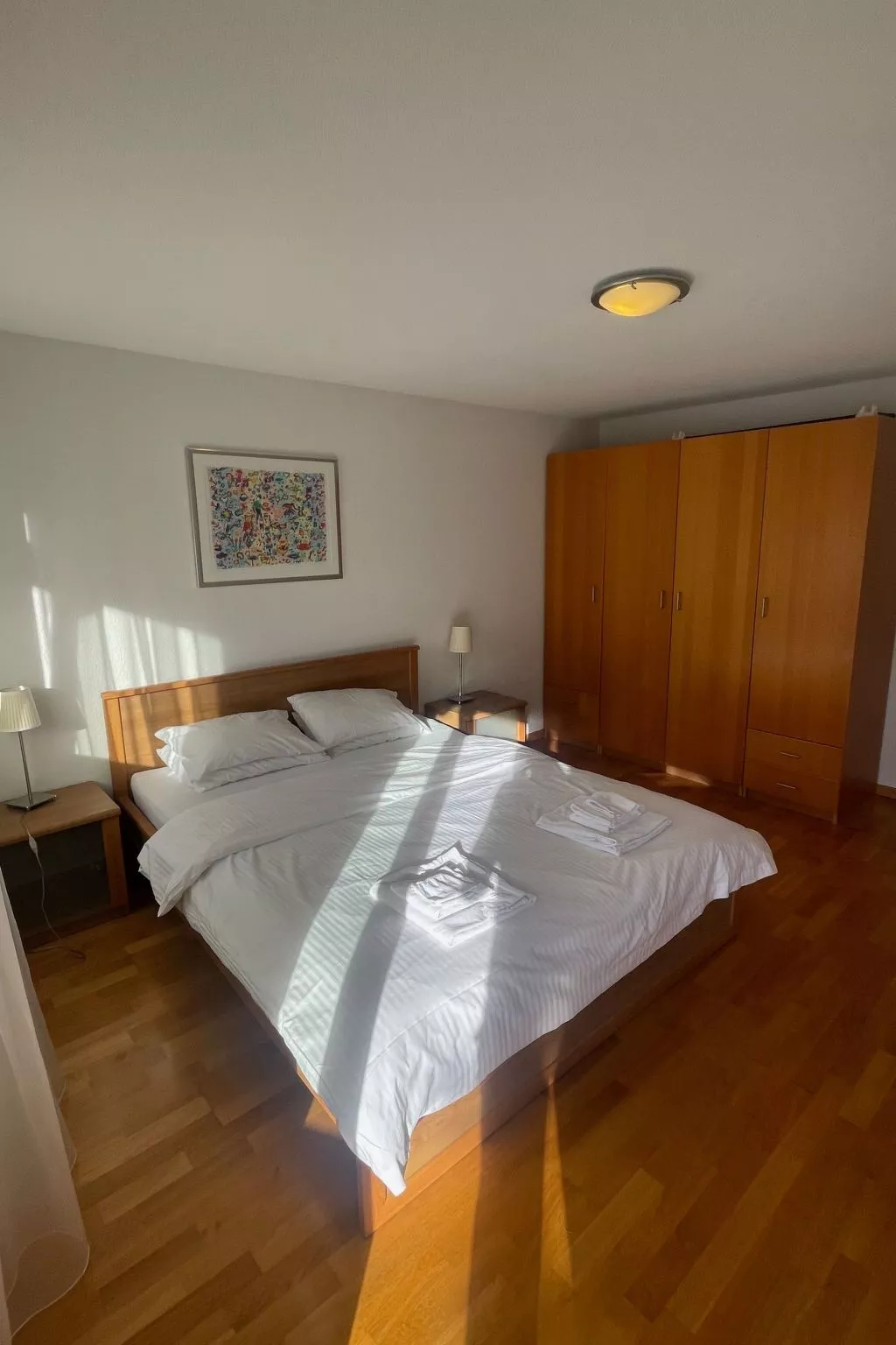 Nollen 6-Bett-Wohnung-Image-tags.info