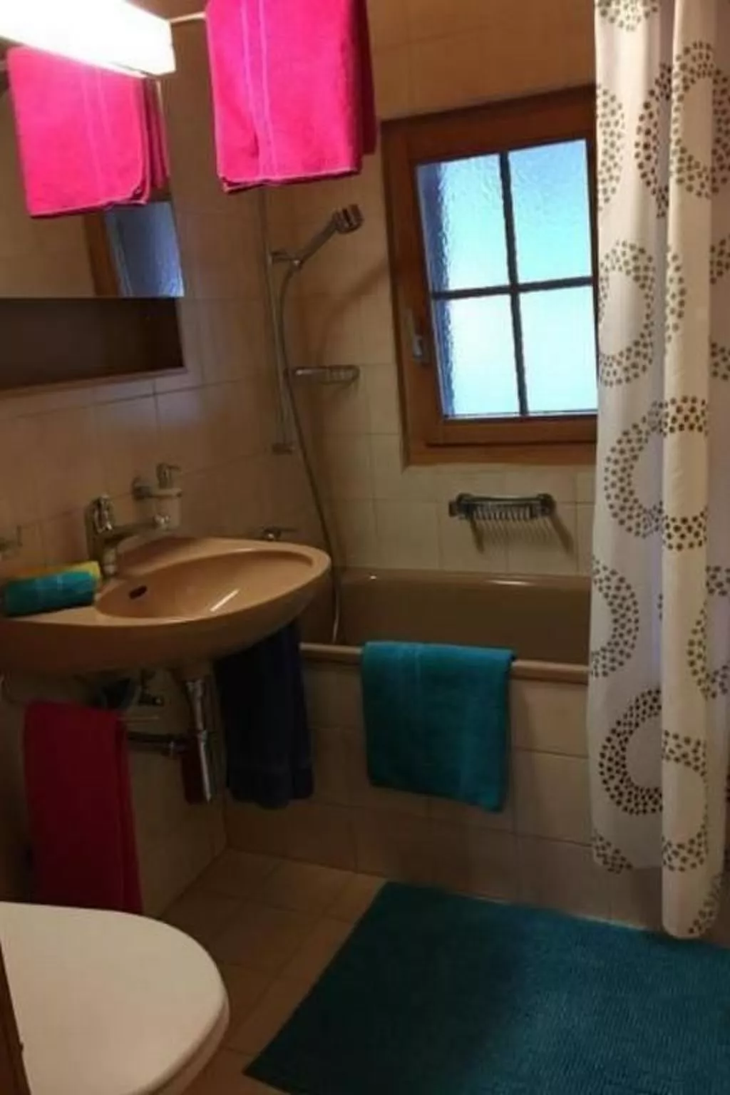 Katharina von Allmen-Image-tags.info